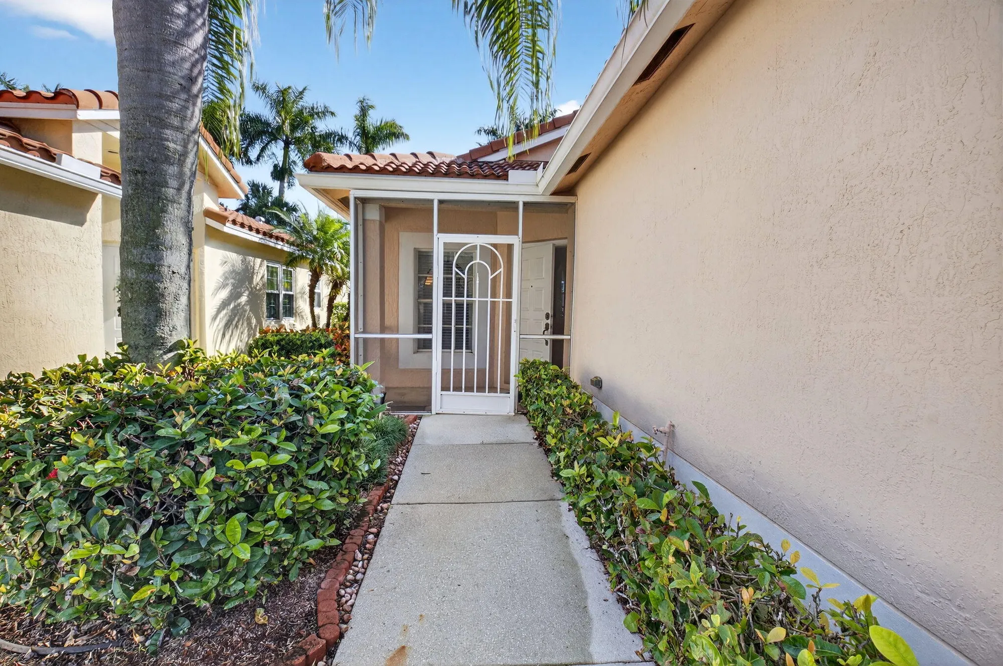 Property Slideshow image 2 of 52 | 9598 cherry blossom ct, Boynton Beach, FL, 33437