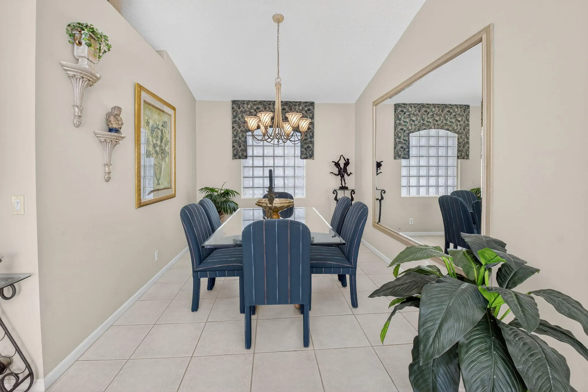 Property Slideshow image 9 of 52 | 9598 cherry blossom ct, Boynton Beach, FL, 33437