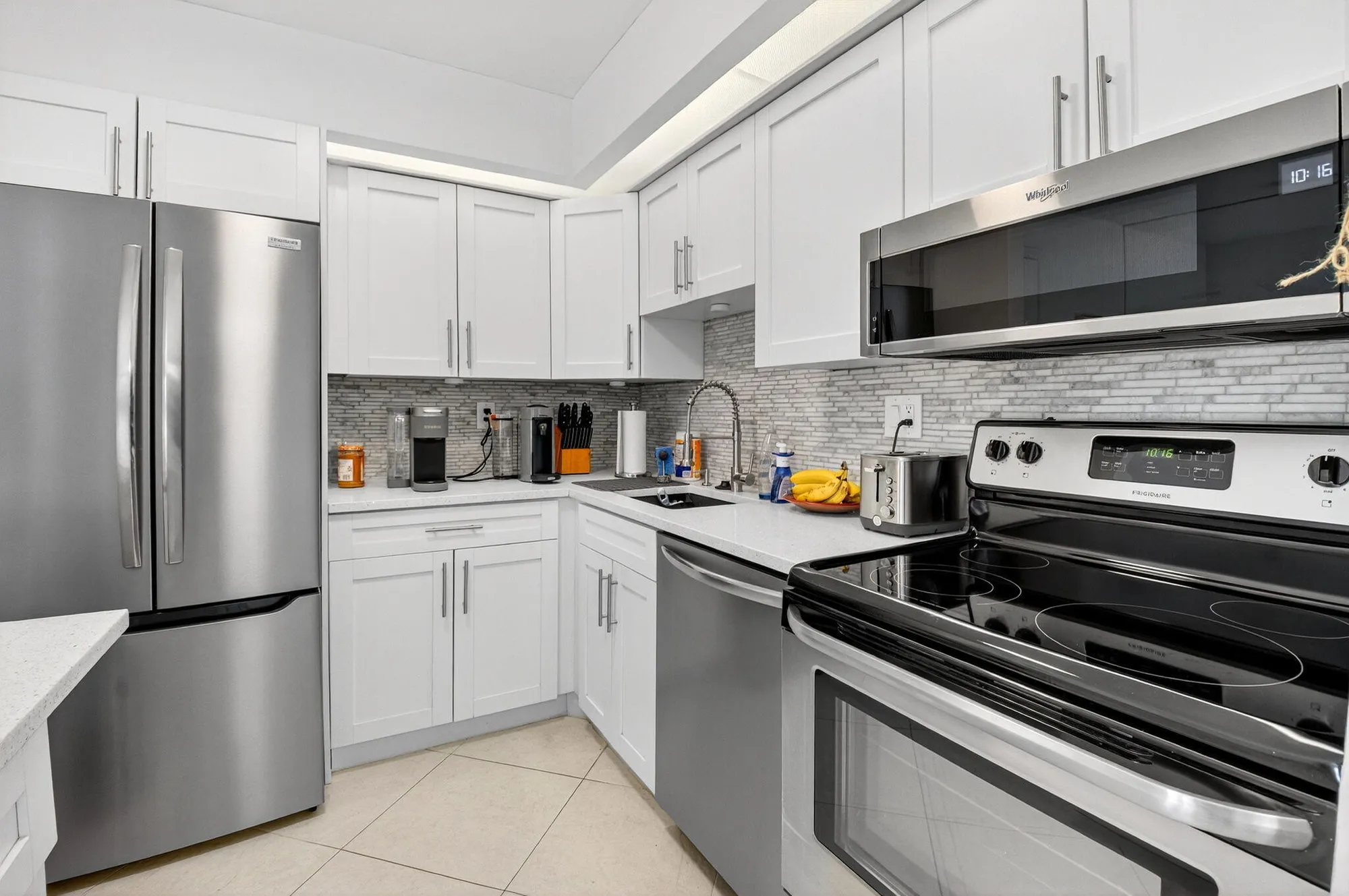 Property Slideshow image 10 of 51 | 15492 lakes of delray blvd apt 106, Delray Beach, FL, 33484