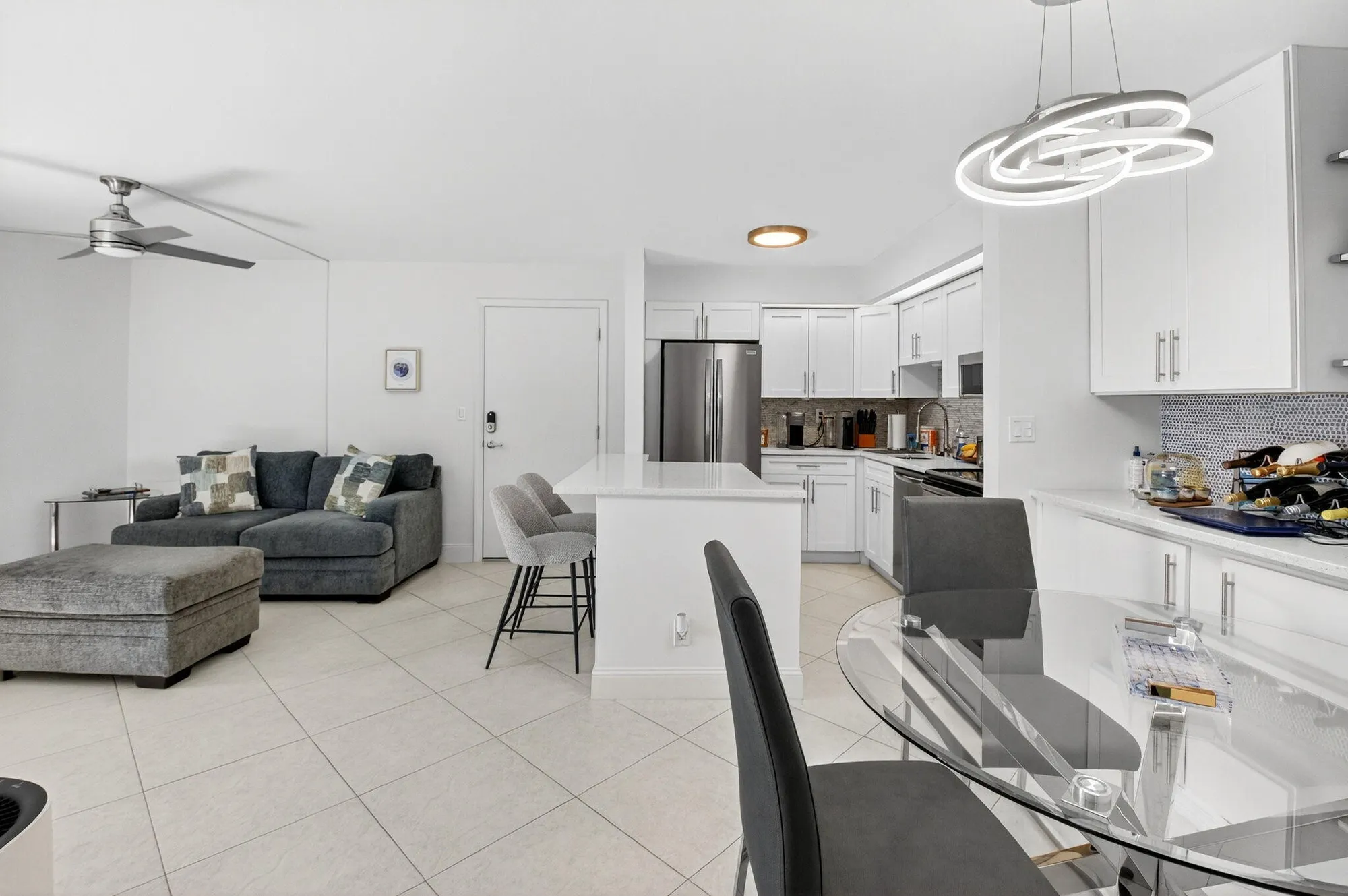 Property Slideshow image 11 of 51 | 15492 lakes of delray blvd apt 106, Delray Beach, FL, 33484