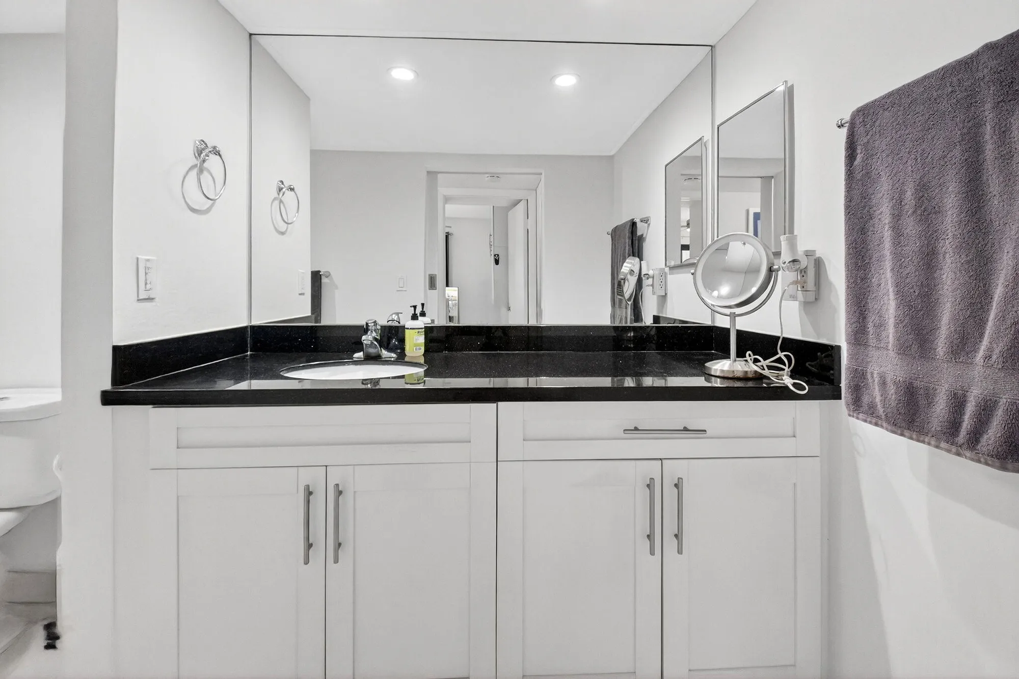 Property Slideshow image 16 of 51 | 15492 lakes of delray blvd apt 106, Delray Beach, FL, 33484