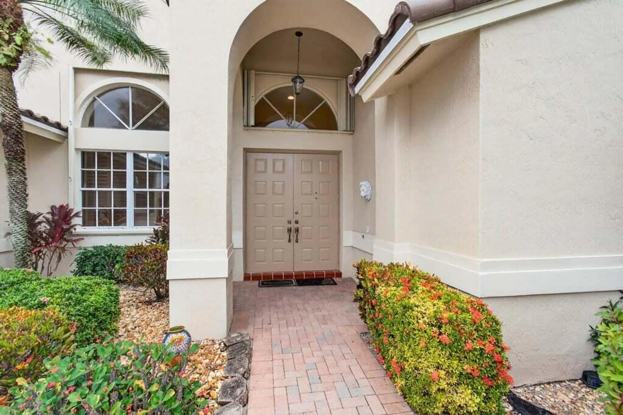 Property Slideshow image 4 of 59 | 6807 w liseron, Boynton Beach, FL, 33437