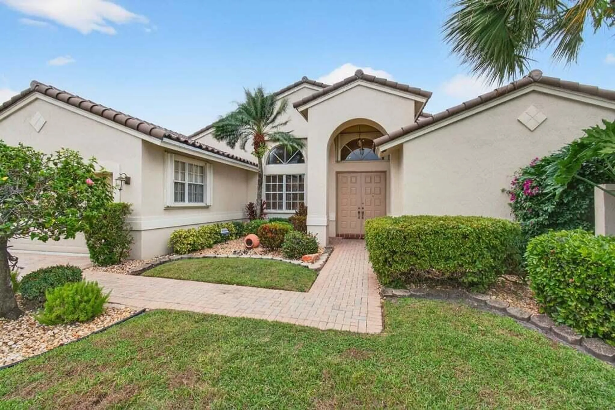 Property Slideshow image 3 of 59 | 6807 w liseron, Boynton Beach, FL, 33437