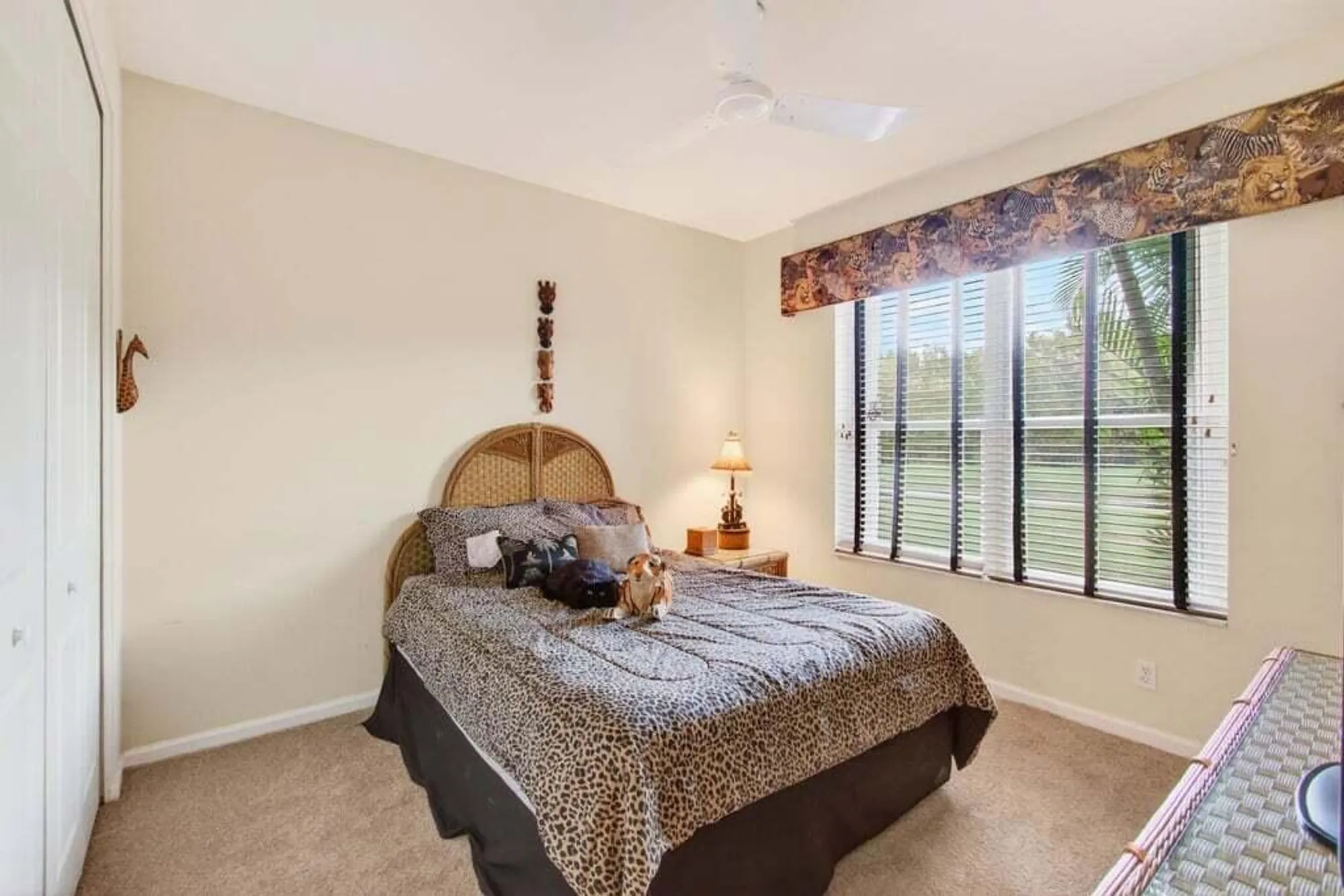 Property Slideshow image 24 of 59 | 6807 w liseron, Boynton Beach, FL, 33437