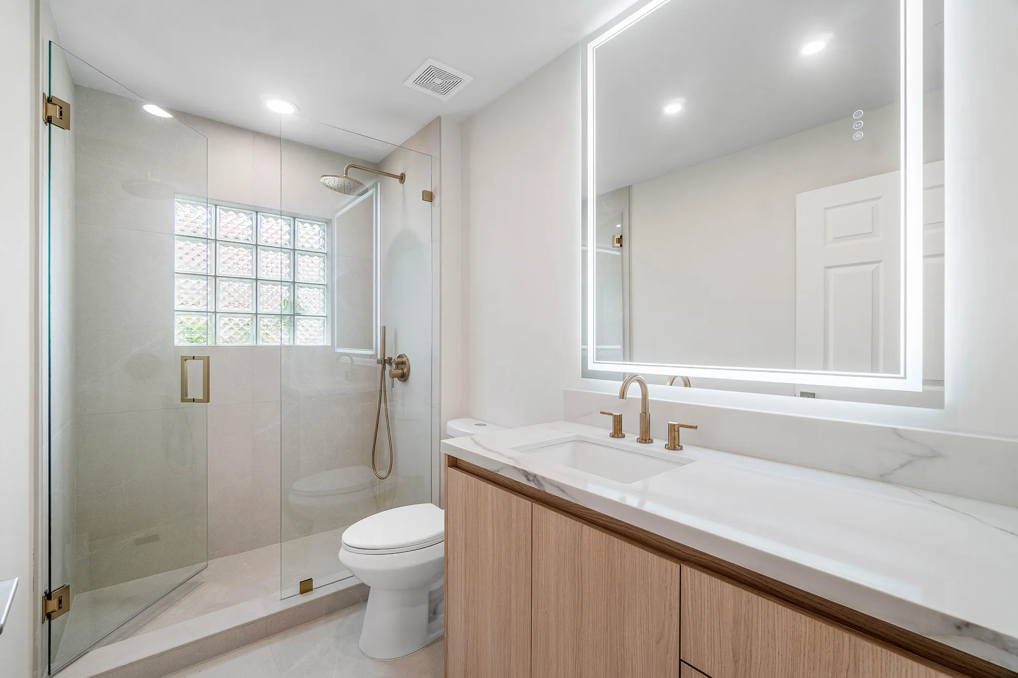 Property Slideshow image 17 of 46 | 6170 lake hibiscus dr, Delray Beach, FL, 33484