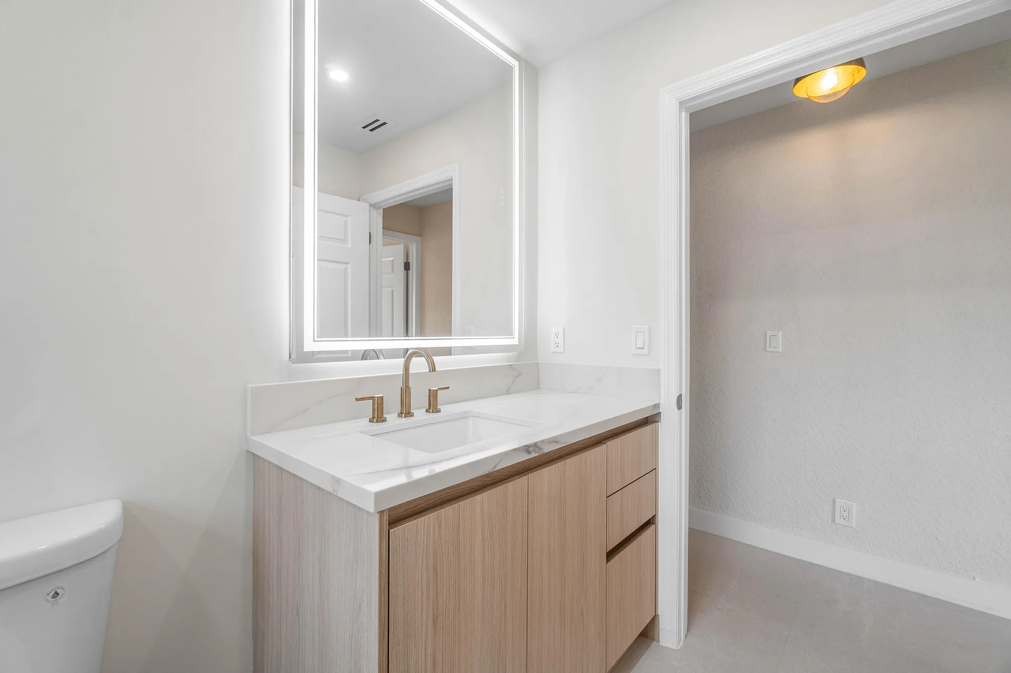 Property Slideshow image 19 of 46 | 6170 lake hibiscus dr, Delray Beach, FL, 33484