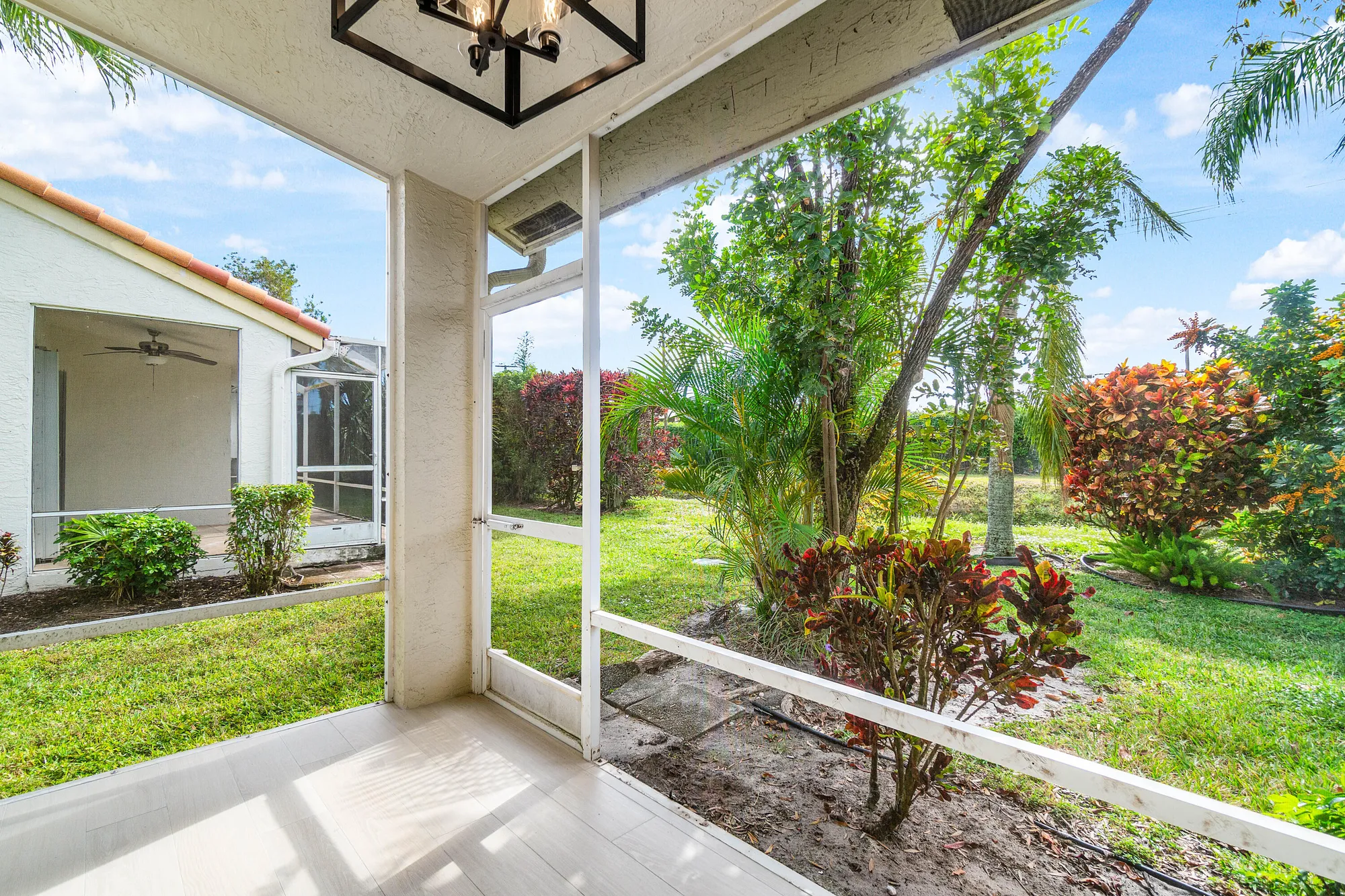 Property Slideshow image 36 of 46 | 6170 lake hibiscus dr, Delray Beach, FL, 33484