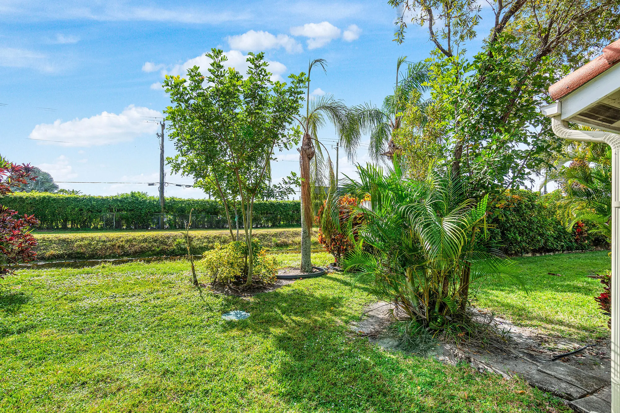 Property Slideshow image 38 of 46 | 6170 lake hibiscus dr, Delray Beach, FL, 33484