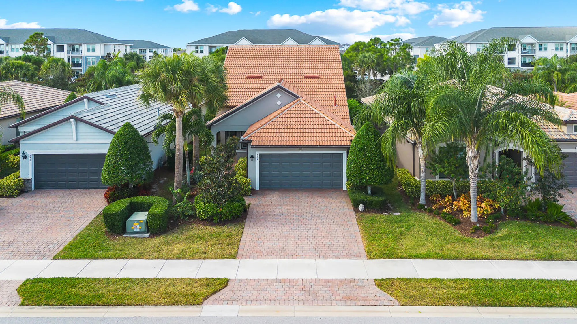 Property Slideshow image 39 of 84 | 568 se monet dr, Port Saint Lucie, FL, 34984