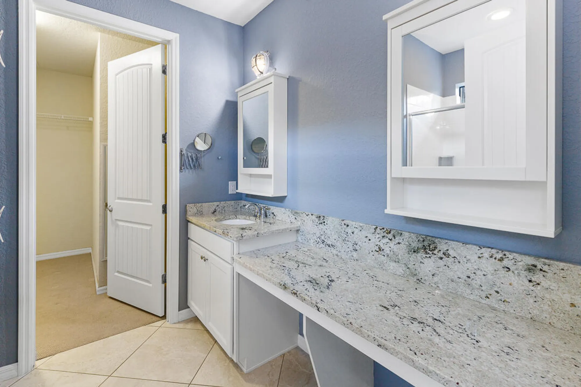 Property Slideshow image 21 of 84 | 568 se monet dr, Port Saint Lucie, FL, 34984