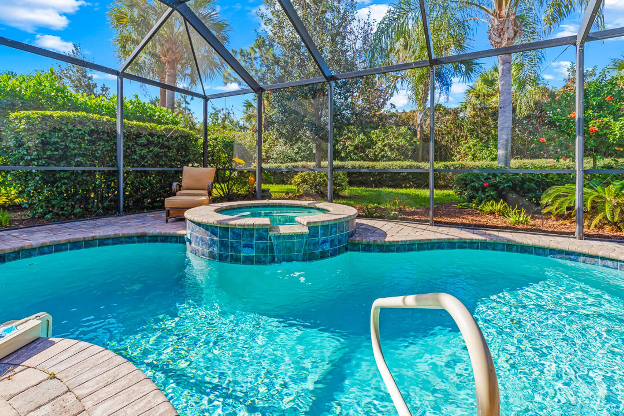 Property Slideshow image 17 of 84 | 568 se monet dr, Port Saint Lucie, FL, 34984