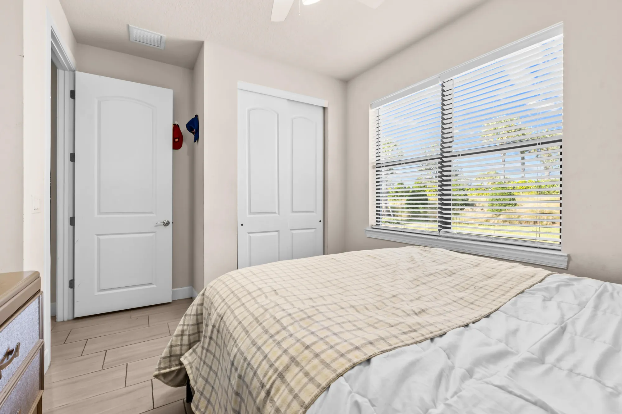 Property Slideshow image 21 of 27 | 4658 pratt cir, Vero Beach, FL, 32967