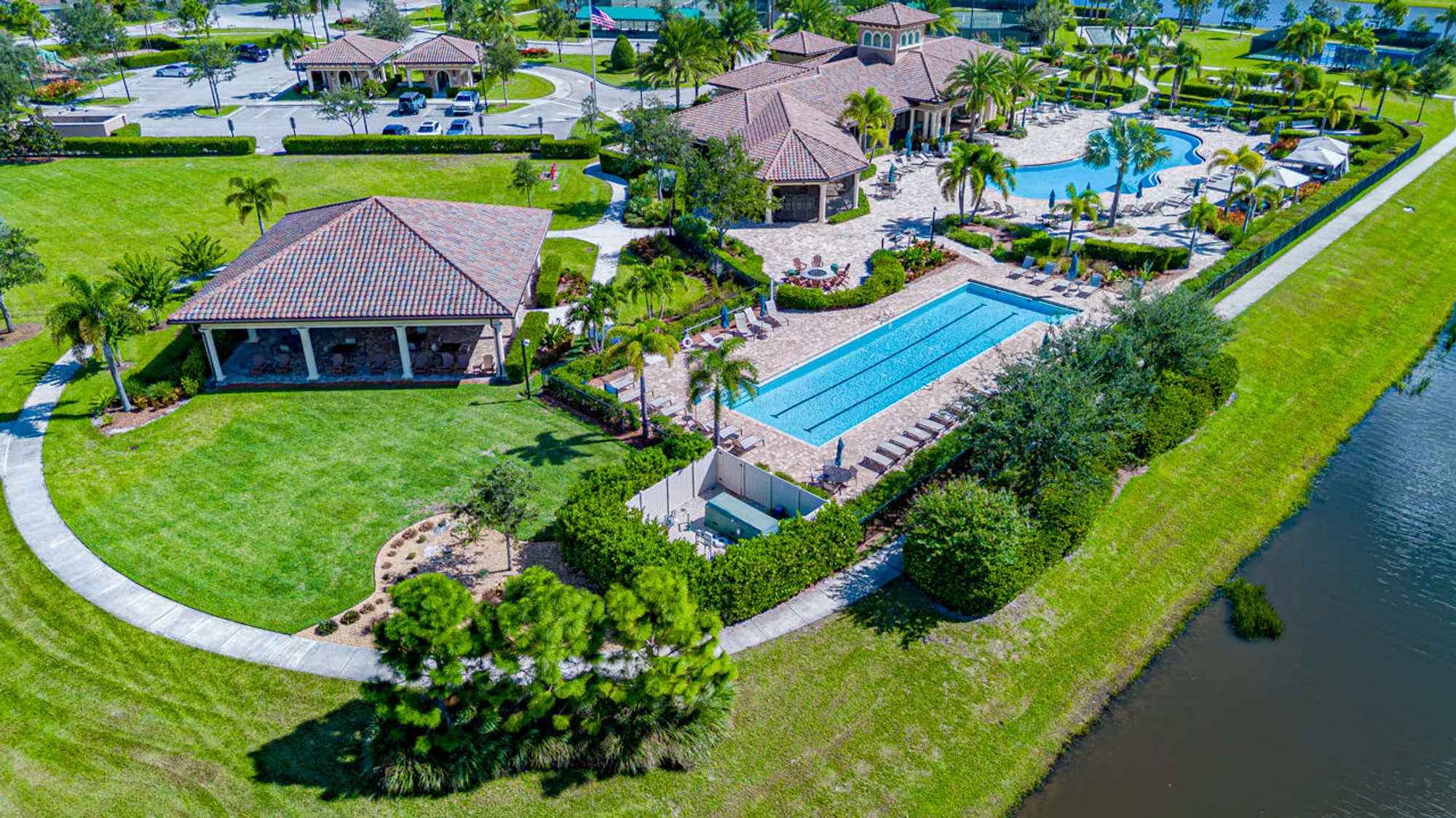 Property Slideshow image 66 of 84 | 568 se monet dr, Port Saint Lucie, FL, 34984