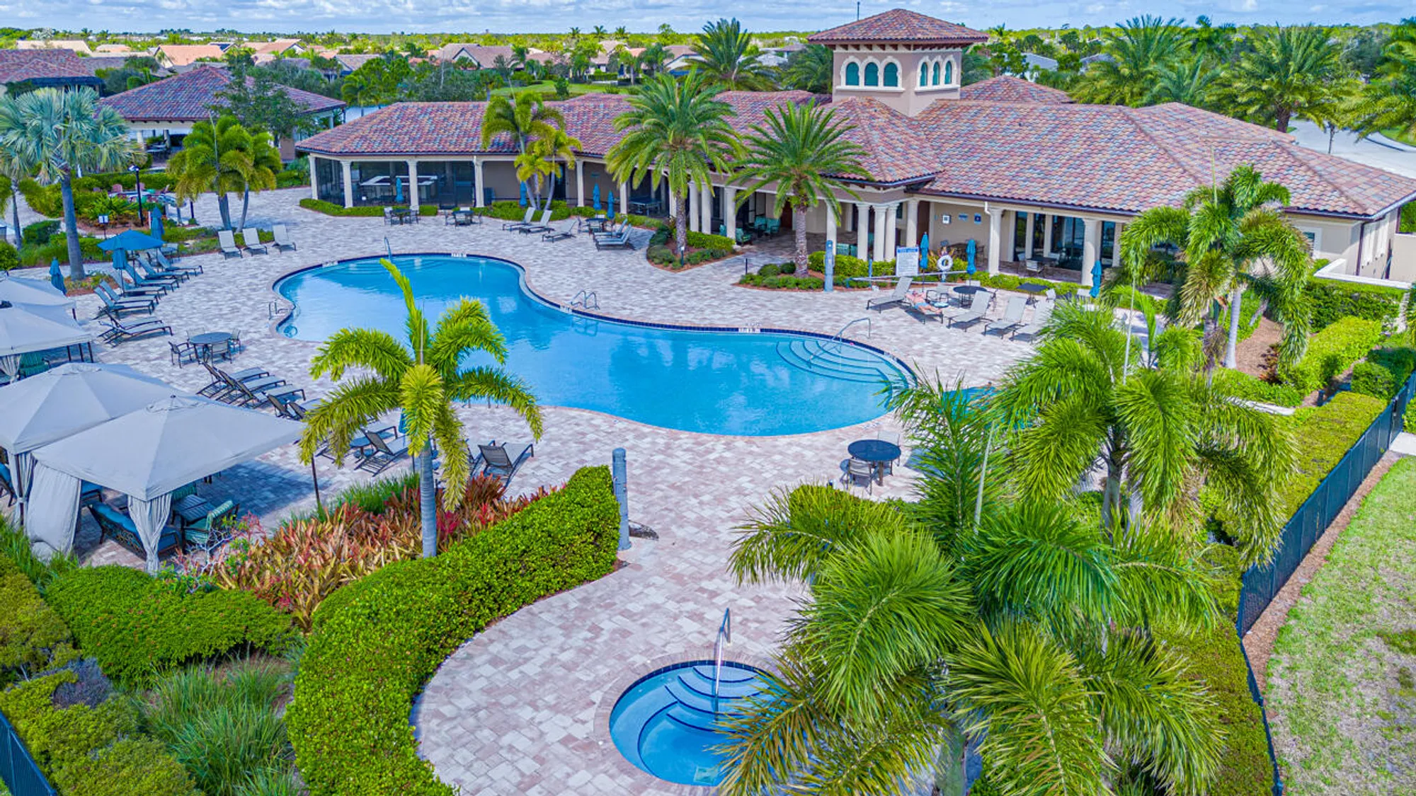 Property Slideshow image 48 of 84 | 568 se monet dr, Port Saint Lucie, FL, 34984