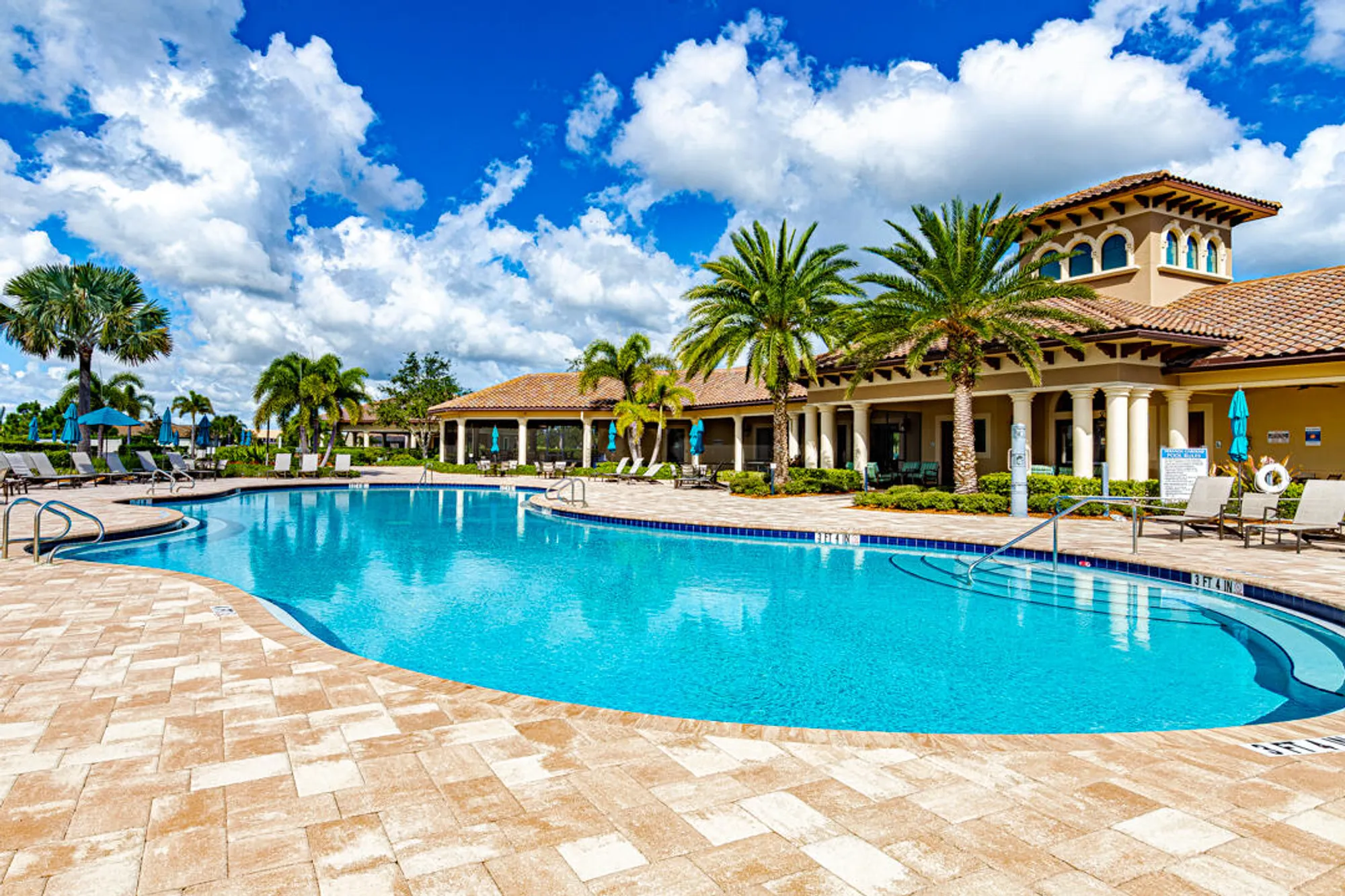 Property Slideshow image 58 of 84 | 568 se monet dr, Port Saint Lucie, FL, 34984