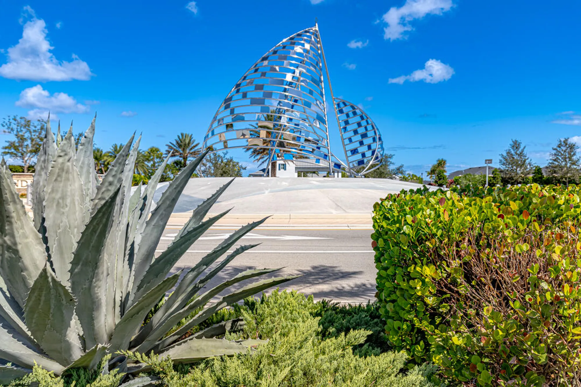 Property Slideshow image 44 of 84 | 568 se monet dr, Port Saint Lucie, FL, 34984