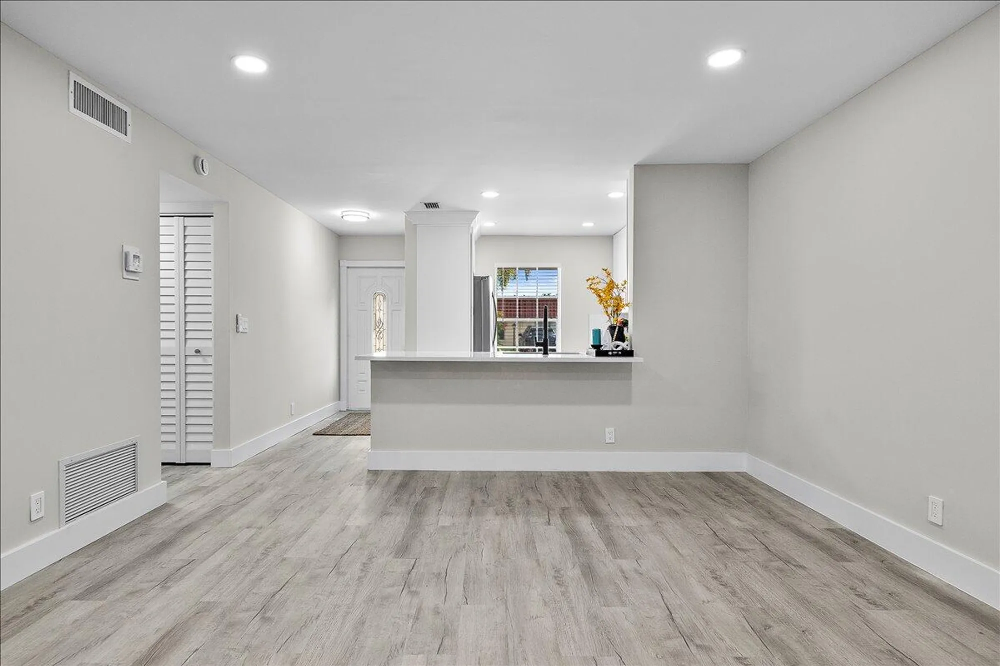 Property Slideshow image 23 of 41 | 769 nantucket cir, Lake Worth, FL, 33467