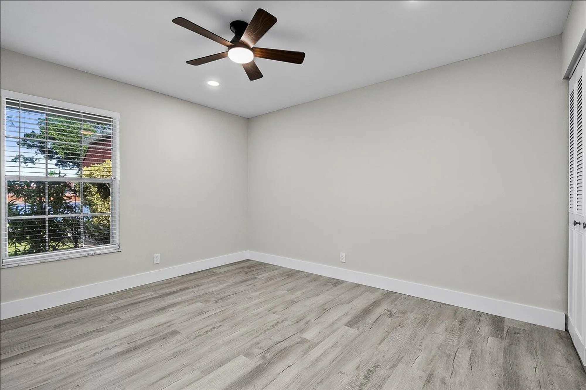 Property Slideshow image 26 of 41 | 769 nantucket cir, Lake Worth, FL, 33467