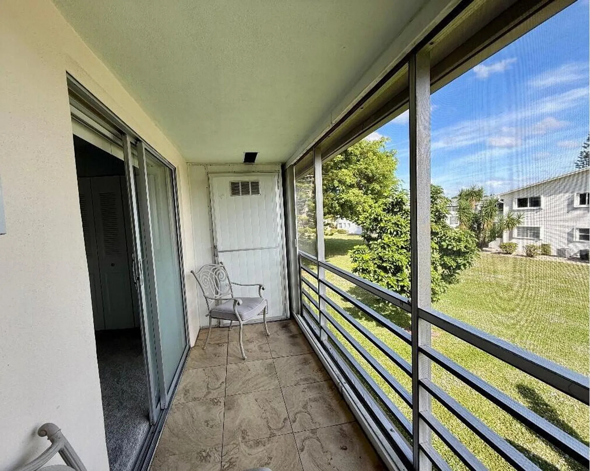 Property Slideshow image 1 of 12 | 179 northampton i, West Palm Beach, FL, 33417