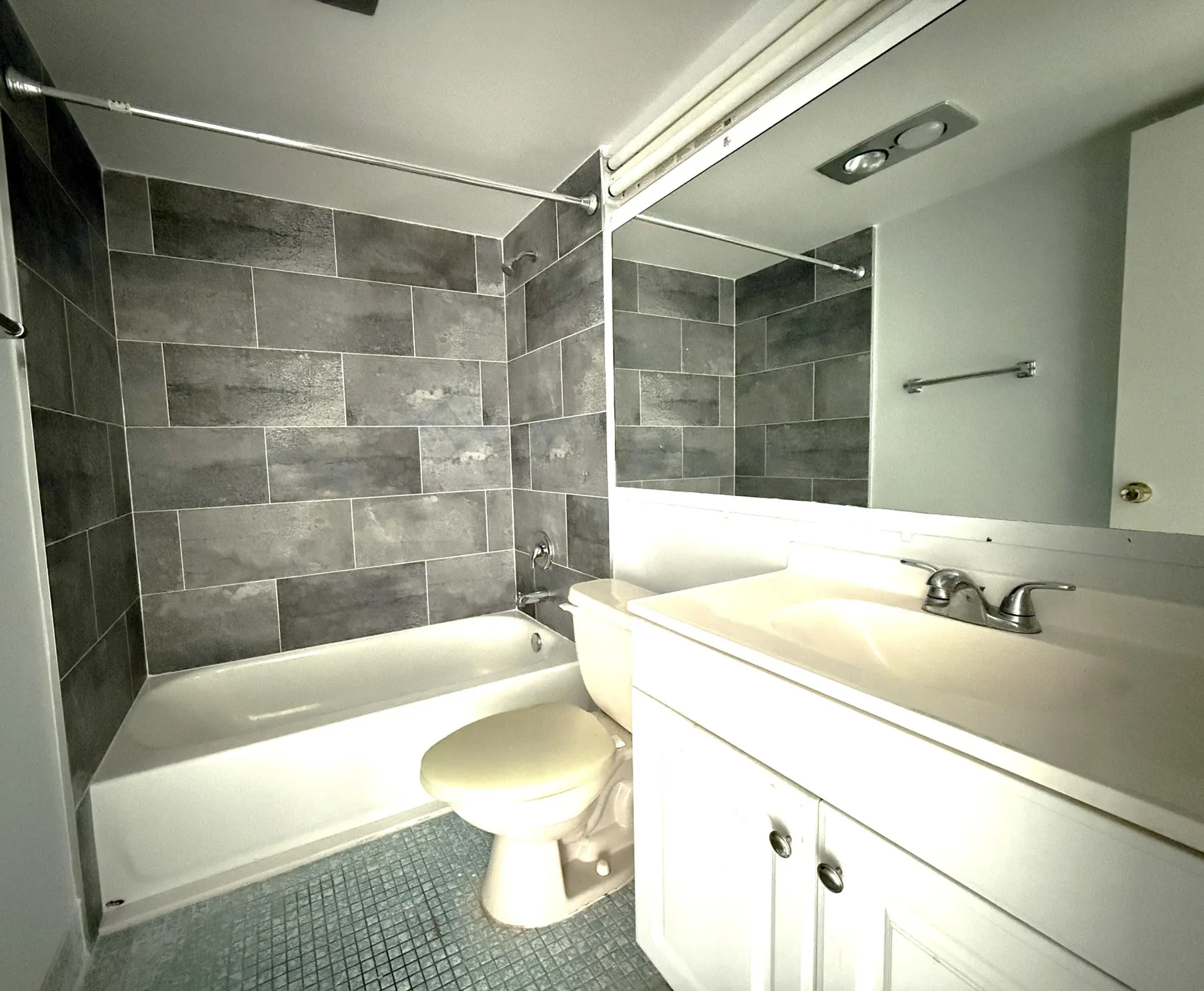 Property Slideshow image 5 of 12 | 179 northampton i, West Palm Beach, FL, 33417