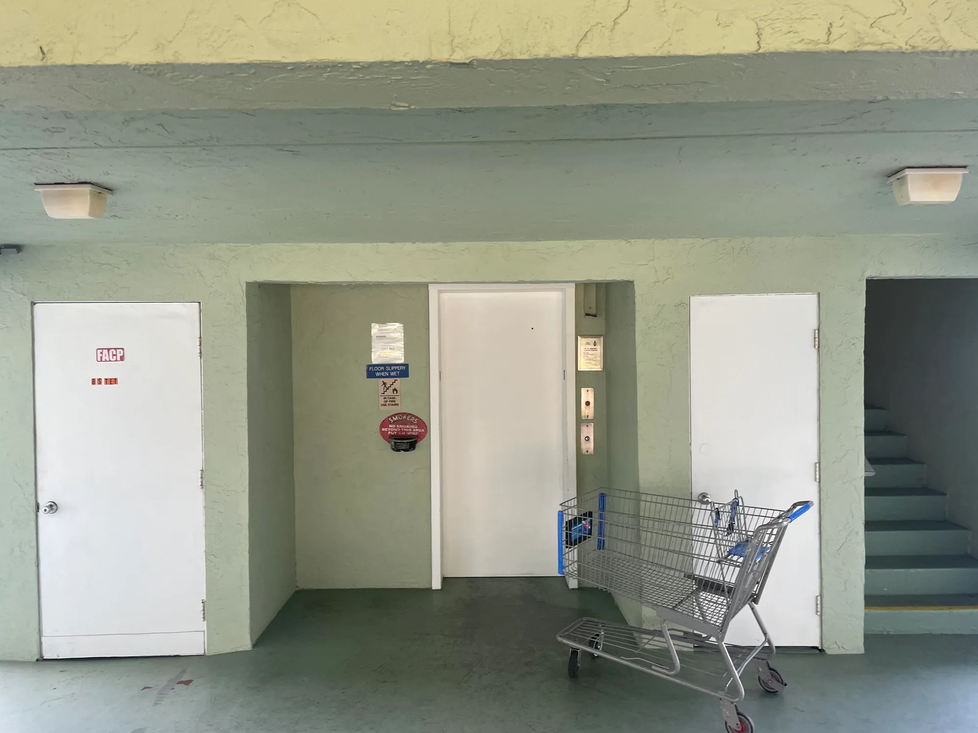 Property Slideshow image 32 of 42 | 3300 springdale blvd apt 201, Palm Springs, FL, 33461