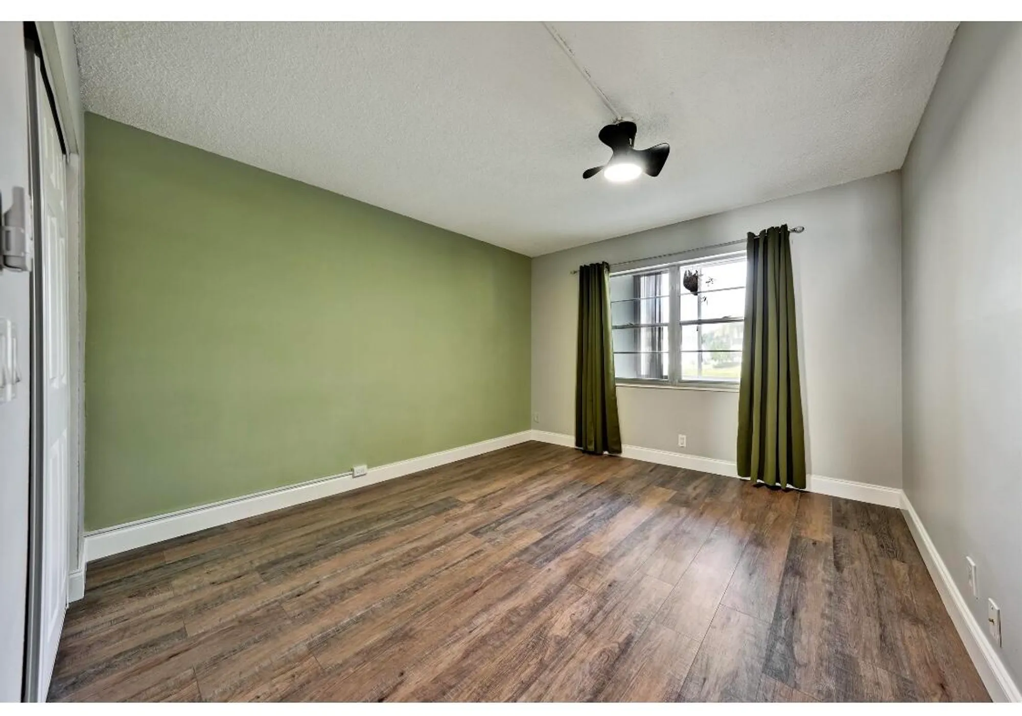 Property Slideshow image 11 of 24 | 209 northampton k k, West Palm Beach, FL, 33417