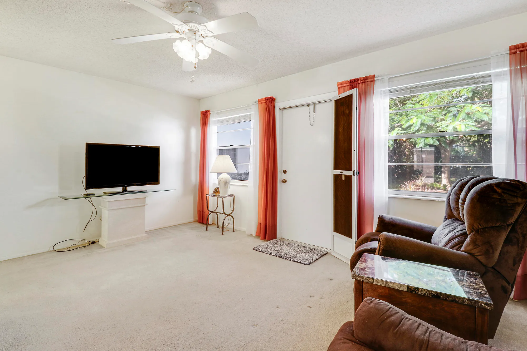 Property Slideshow image 8 of 40 | 2600 se ocean blvd apt dd4, Stuart, FL, 34996
