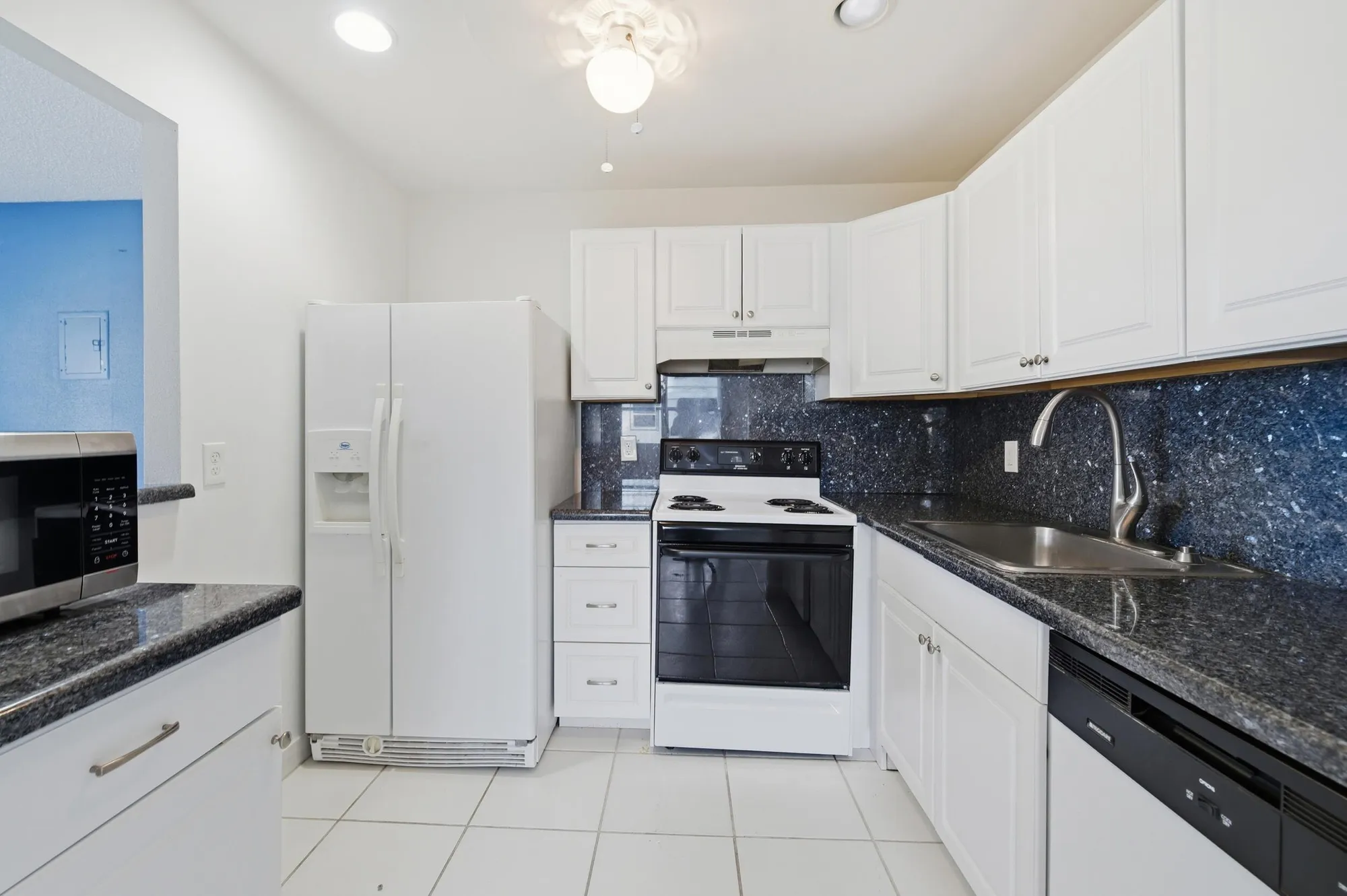 Property Slideshow image 14 of 65 | 34 waterford b, Delray Beach, FL, 33446