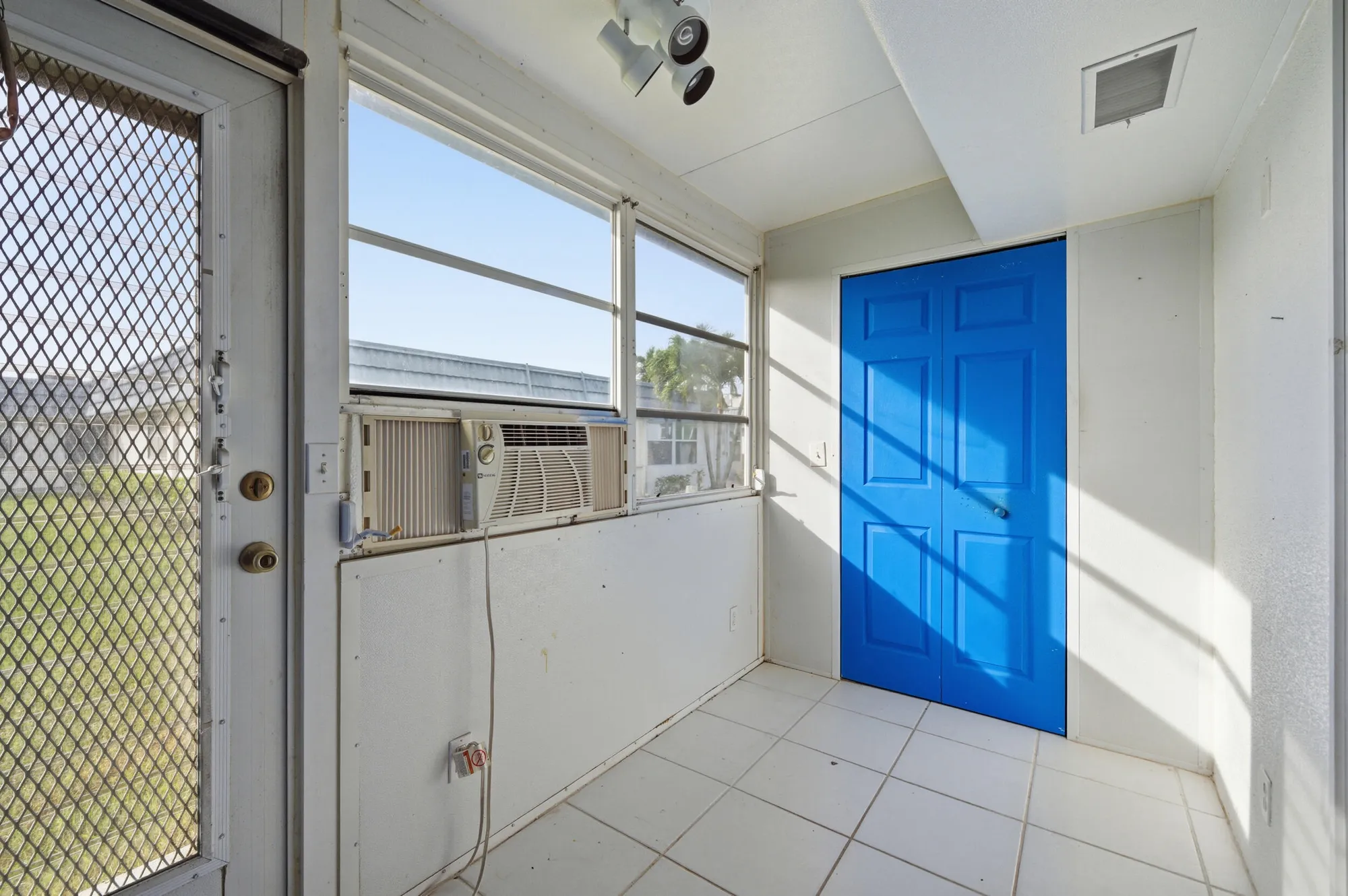 Property Slideshow image 27 of 65 | 34 waterford b, Delray Beach, FL, 33446