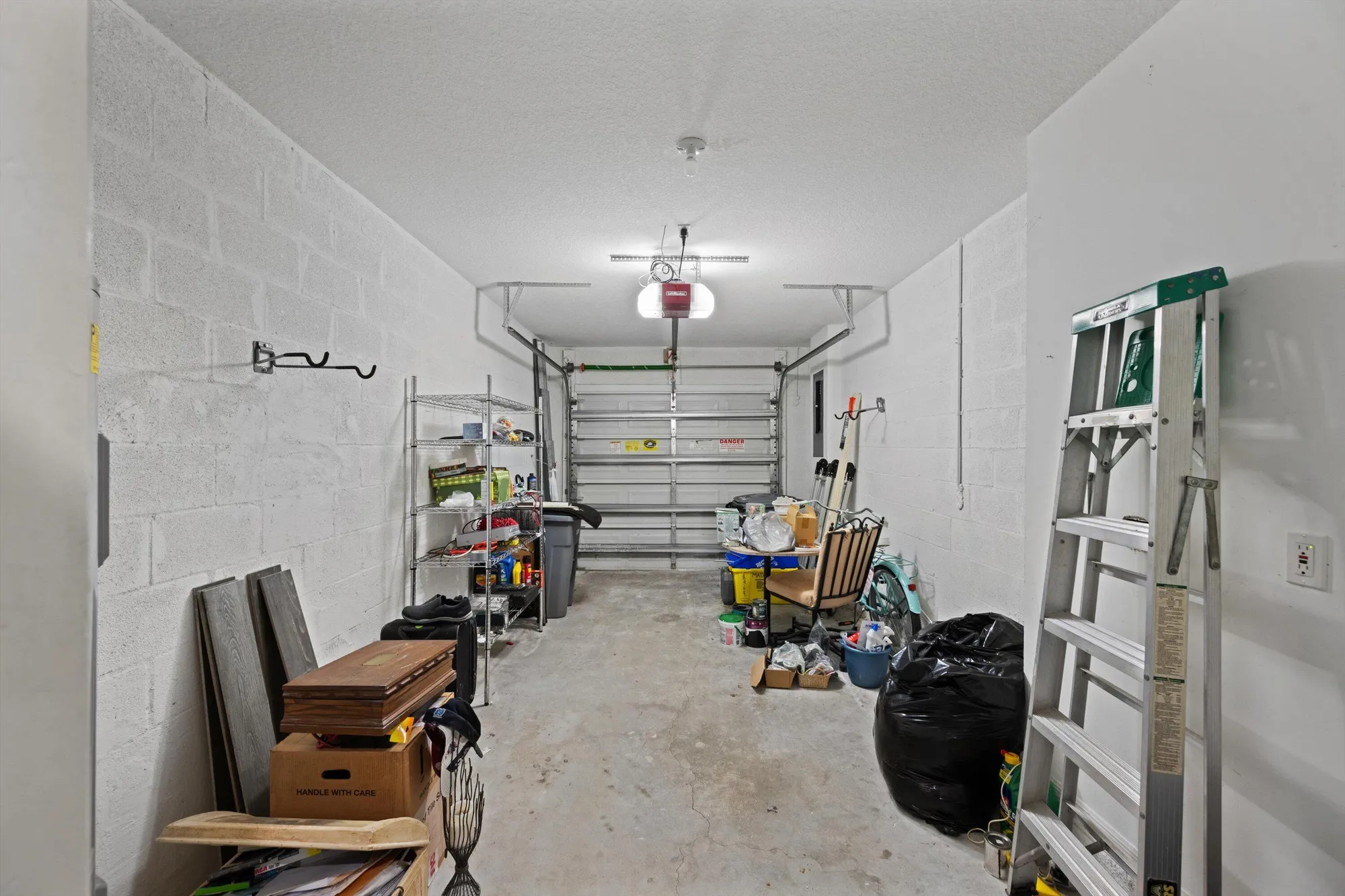 Property Slideshow image 20 of 21 | 8364 logia cir, Boynton Beach, FL, 33472