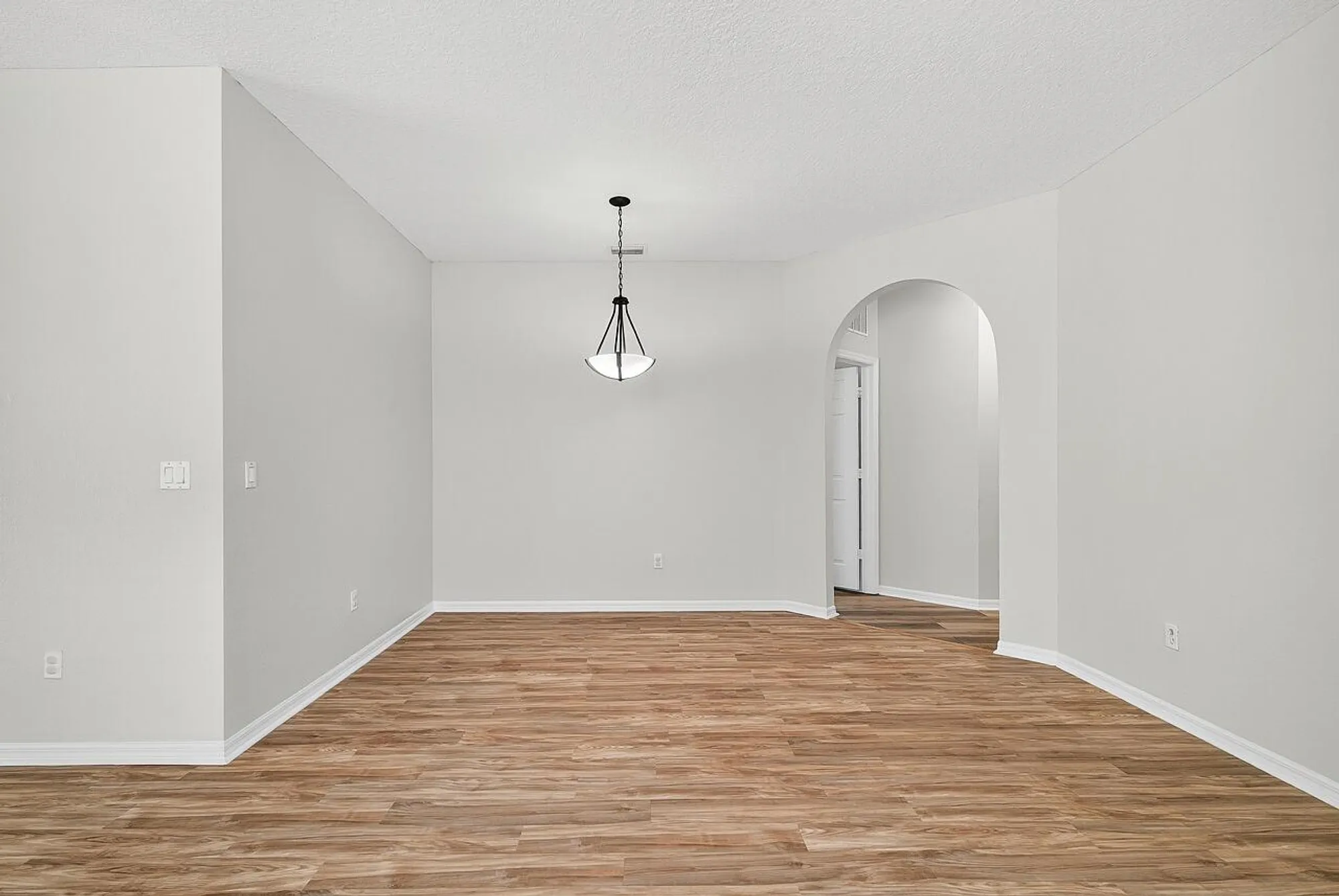 Property Slideshow image 12 of 26 | 313 sw perdido key st, Port Saint Lucie, FL, 34986