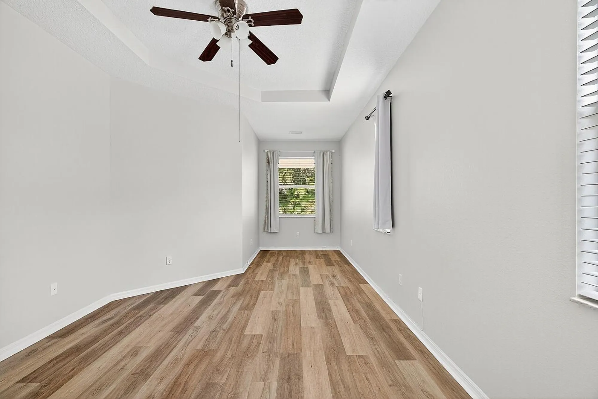 Property Slideshow image 16 of 26 | 313 sw perdido key st, Port Saint Lucie, FL, 34986