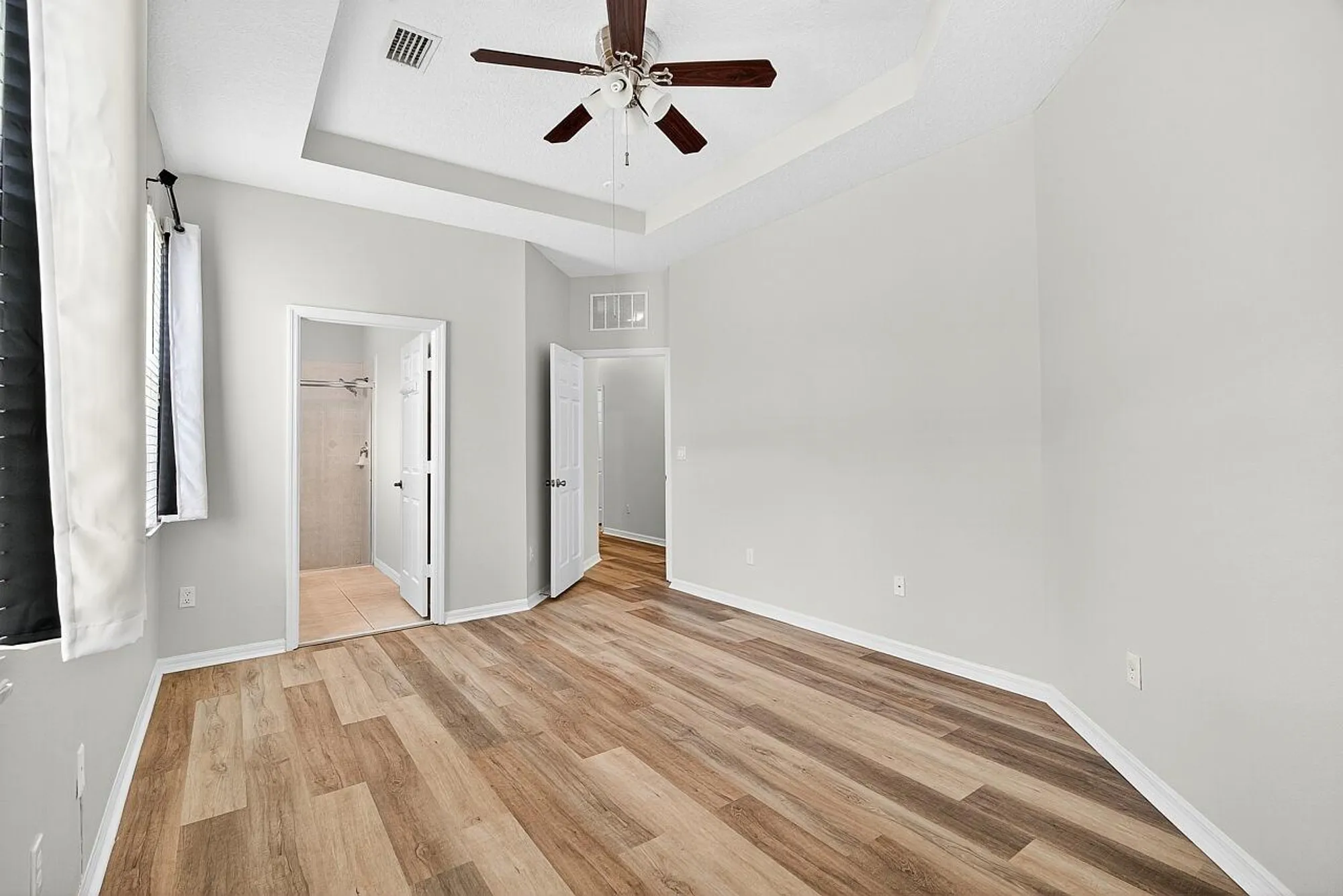 Property Slideshow image 17 of 26 | 313 sw perdido key st, Port Saint Lucie, FL, 34986