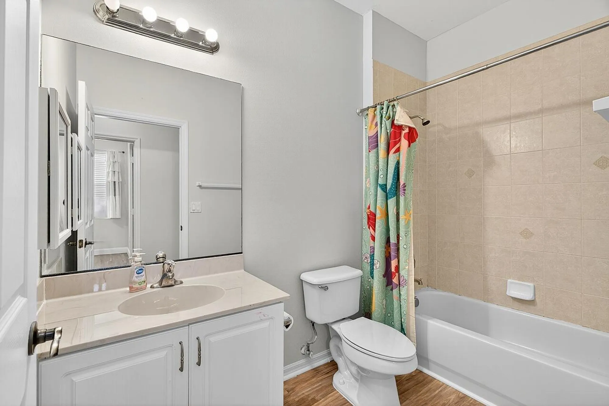 Property Slideshow image 23 of 26 | 313 sw perdido key st, Port Saint Lucie, FL, 34986