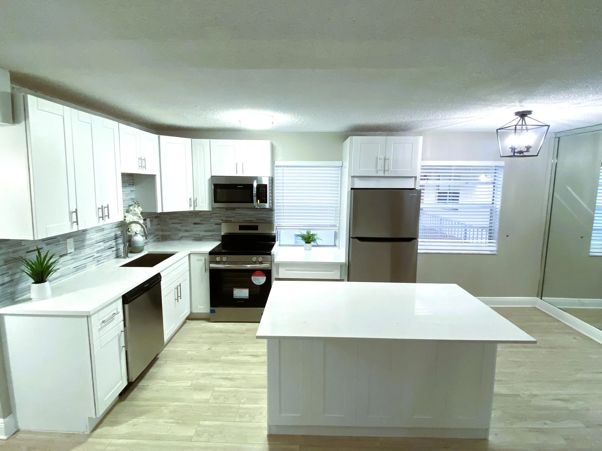 Property Slideshow image 10 of 38 | 222 piedmont e unit e, Delray Beach, FL, 33484