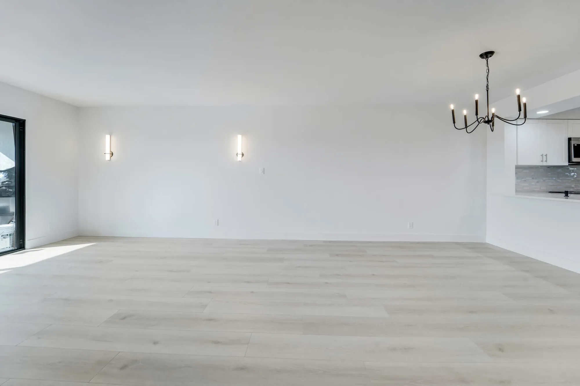 Property Slideshow image 3 of 10 | 7076 huntington ln apt 803, Delray Beach, FL, 33446