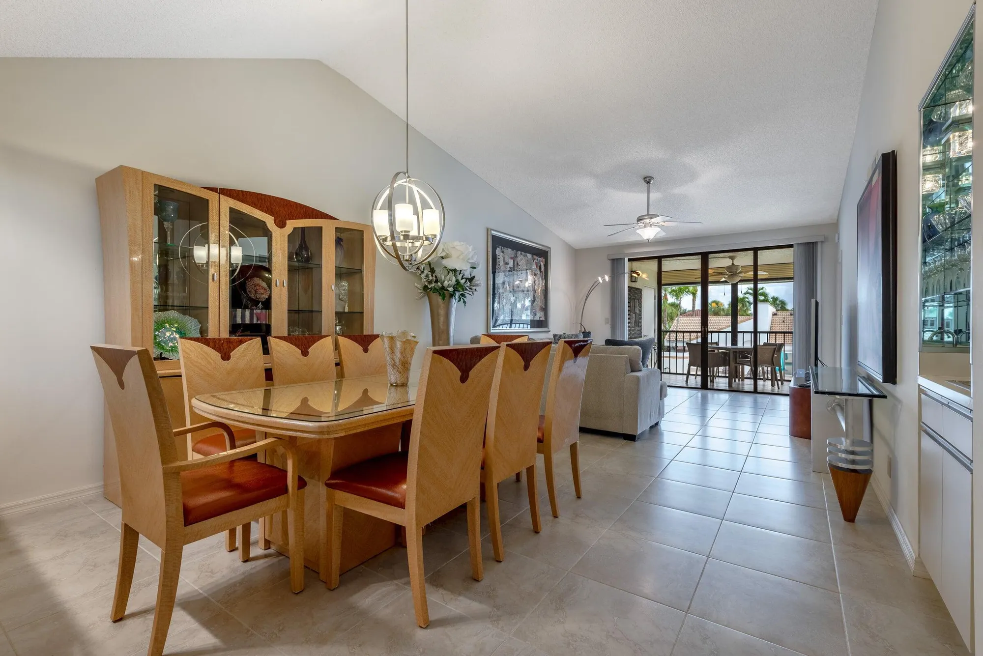 Property Slideshow image 4 of 65 | 7485 glendevon ln apt 1107, Delray Beach, FL, 33446