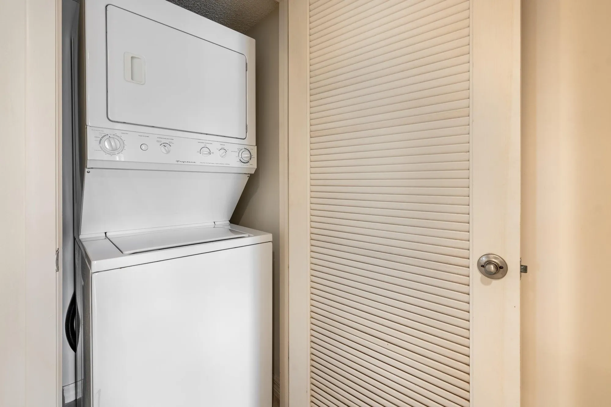 Property Slideshow image 23 of 65 | 7485 glendevon ln apt 1107, Delray Beach, FL, 33446