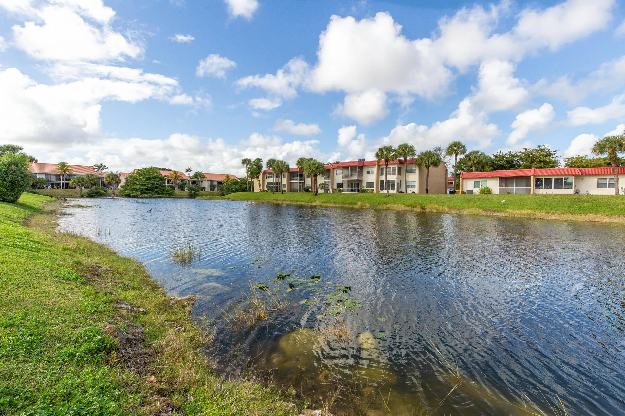 Property Slideshow image 26 of 30 | 147 lake gloria dr # 147, West Palm Beach, FL, 33411