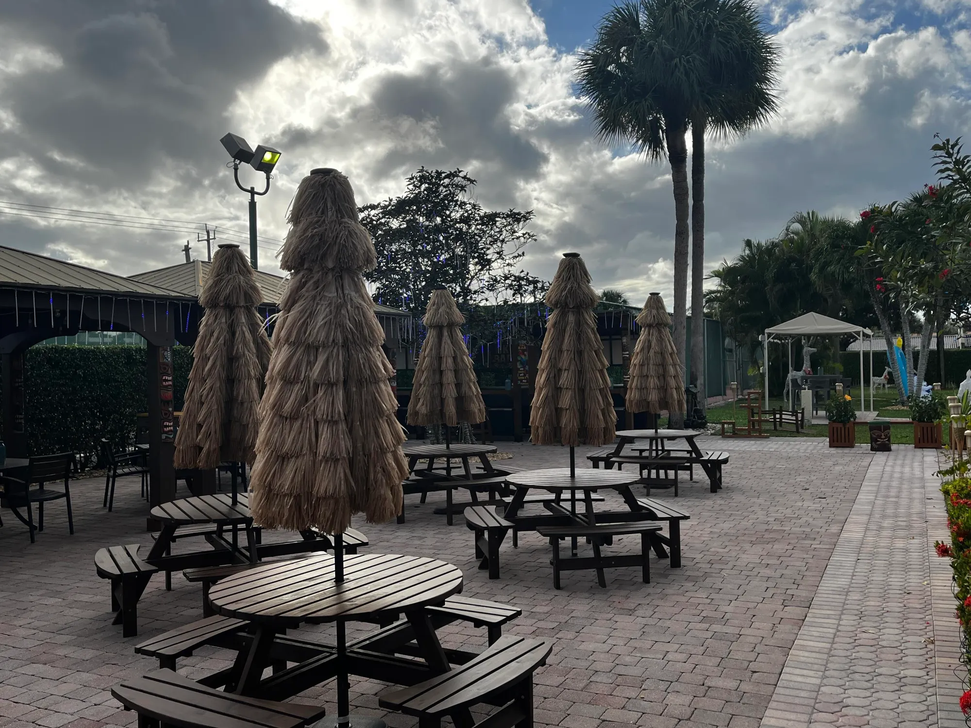 Property Slideshow image 28 of 30 | 147 lake gloria dr # 147, West Palm Beach, FL, 33411