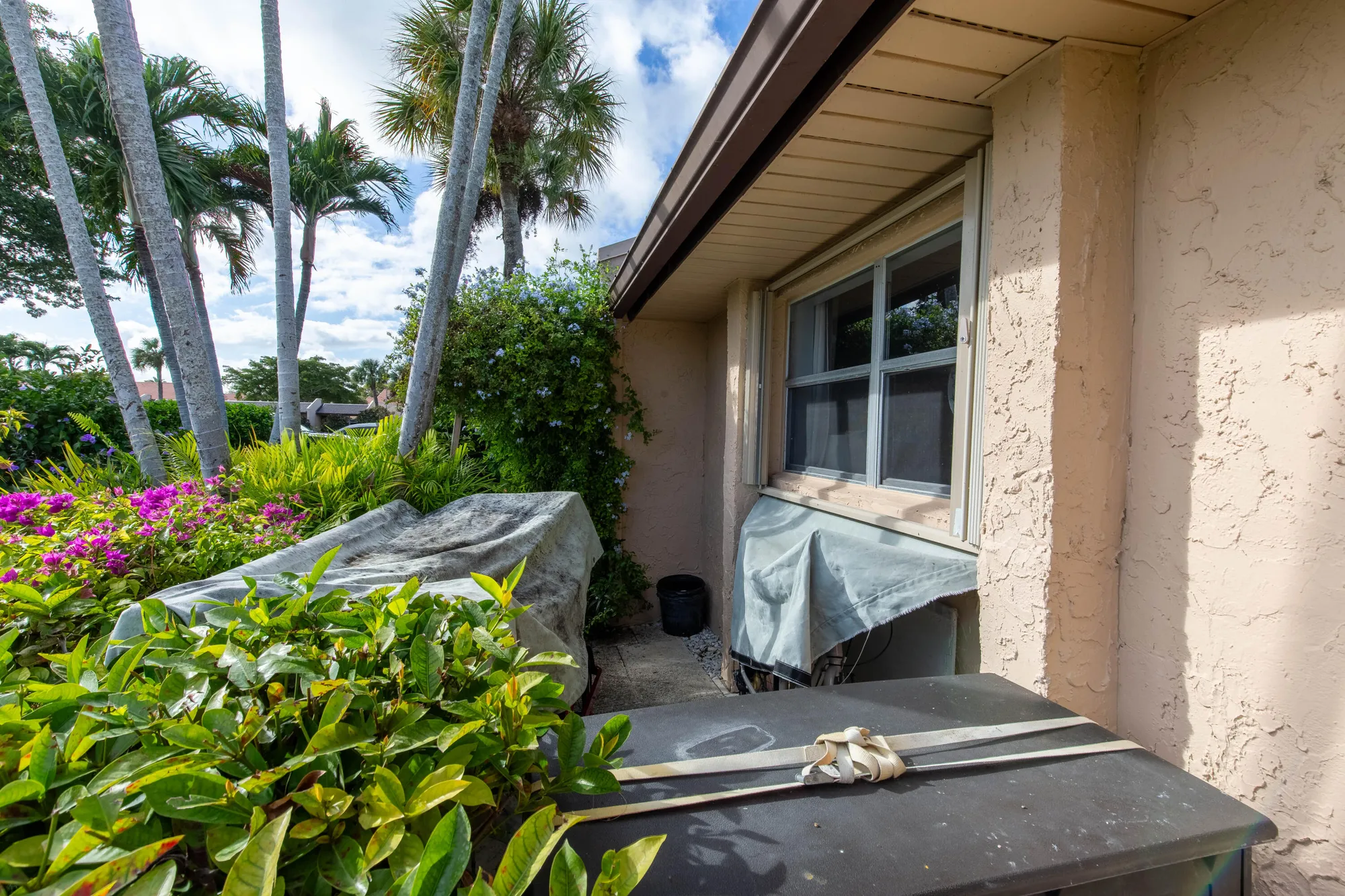 Property Slideshow image 4 of 30 | 147 lake gloria dr # 147, West Palm Beach, FL, 33411