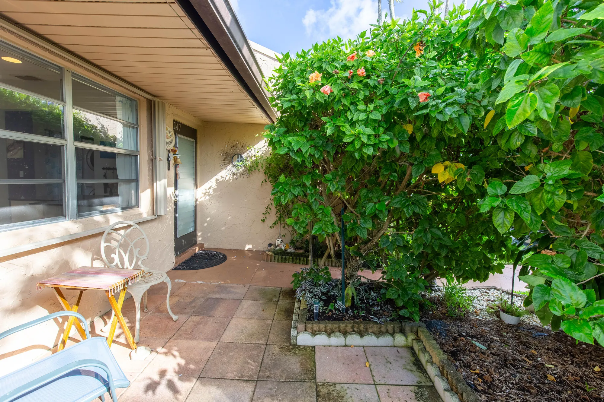 Property Slideshow image 5 of 30 | 147 lake gloria dr # 147, West Palm Beach, FL, 33411