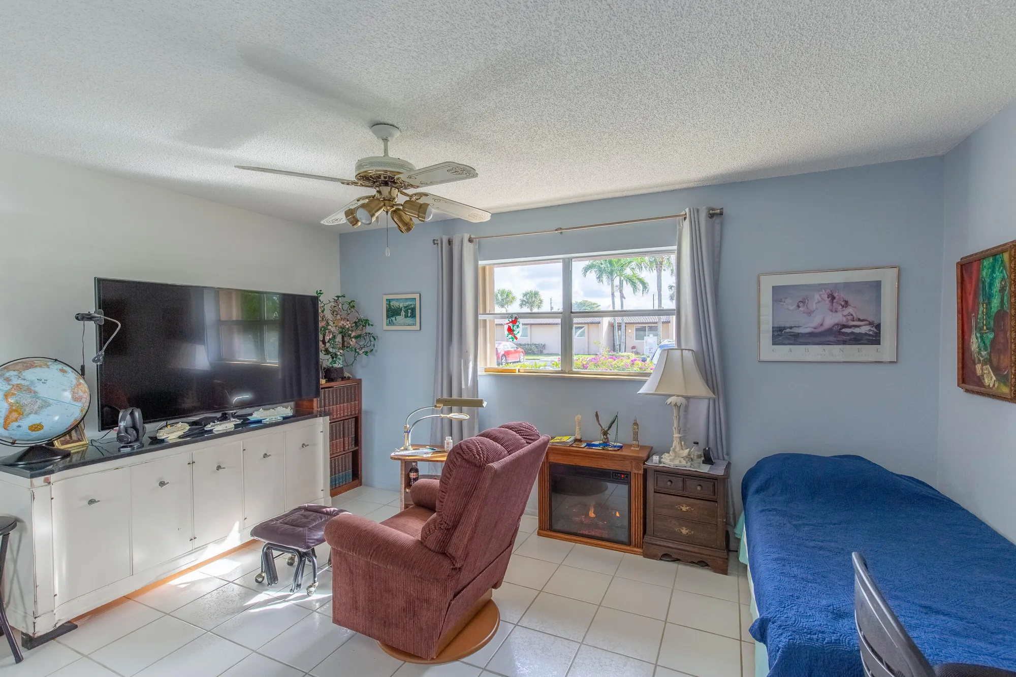 Property Slideshow image 21 of 30 | 147 lake gloria dr # 147, West Palm Beach, FL, 33411