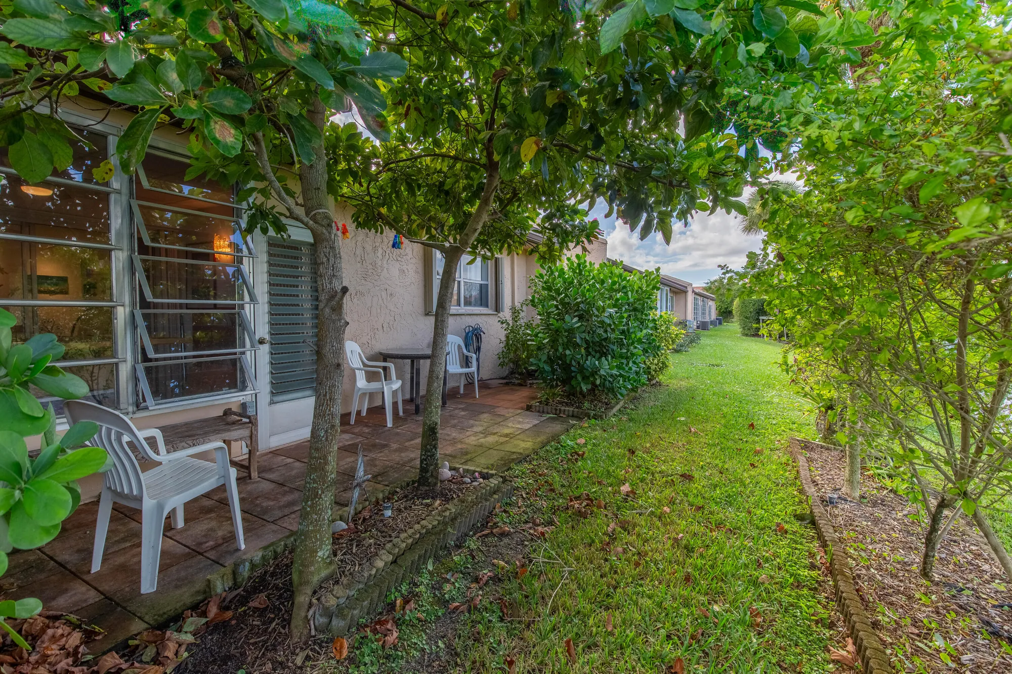 Property Slideshow image 24 of 30 | 147 lake gloria dr # 147, West Palm Beach, FL, 33411