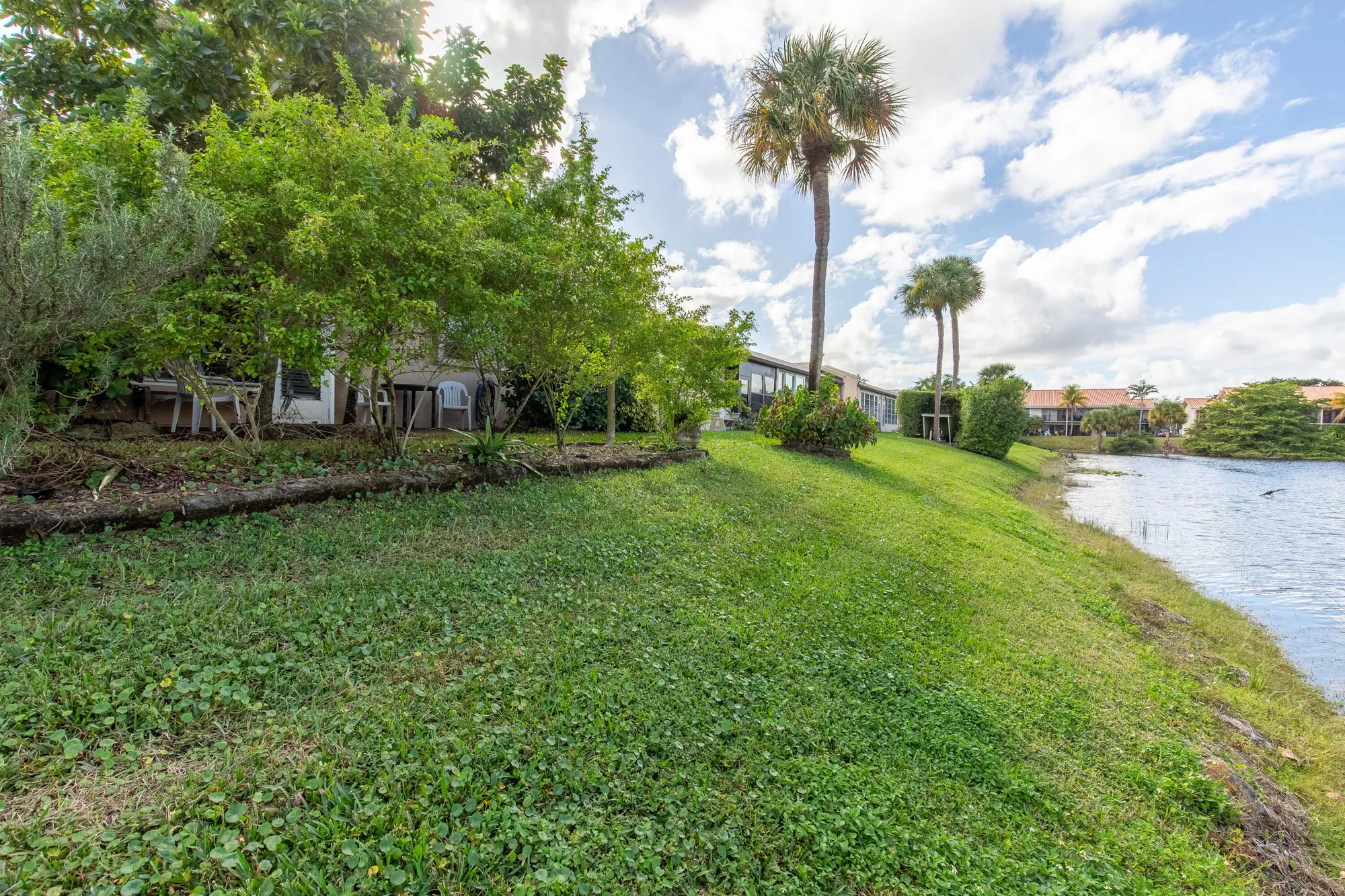 Property Slideshow image 25 of 30 | 147 lake gloria dr # 147, West Palm Beach, FL, 33411