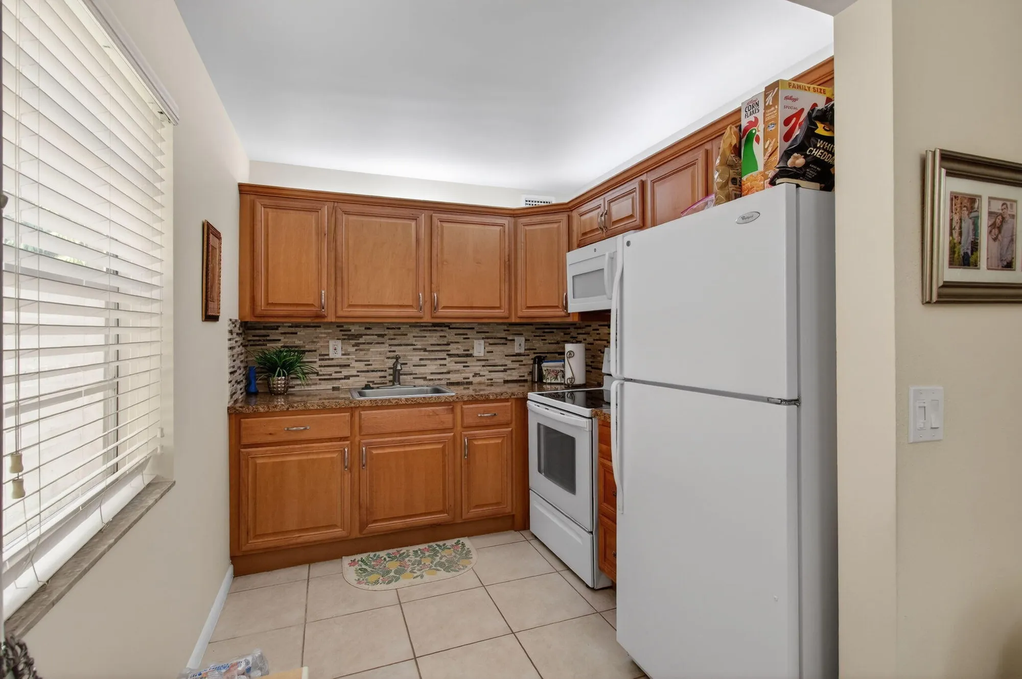 Property Slideshow image 14 of 50 | 773 burgundy q, Delray Beach, FL, 33484
