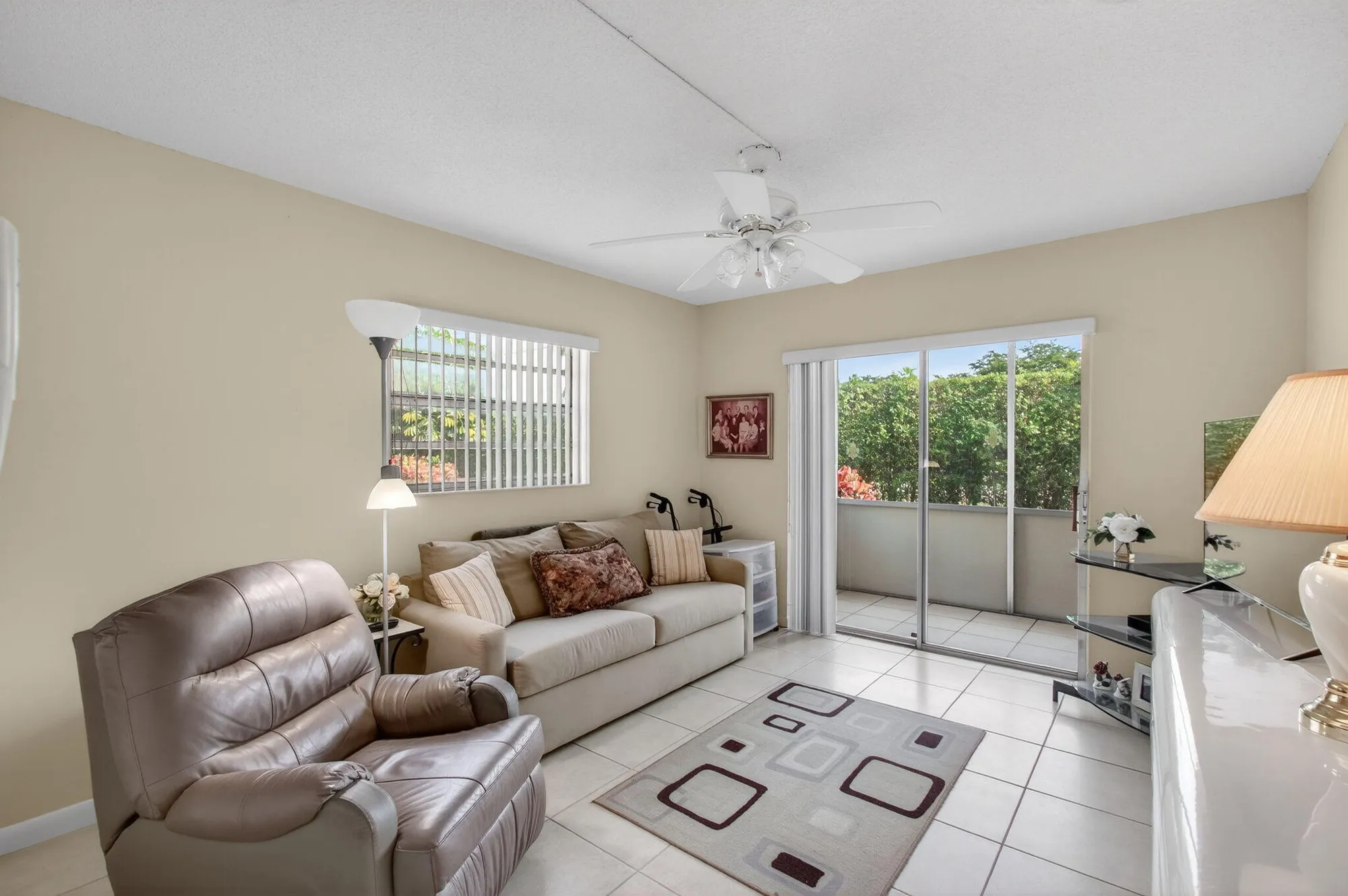 Property Slideshow image 28 of 50 | 773 burgundy q, Delray Beach, FL, 33484