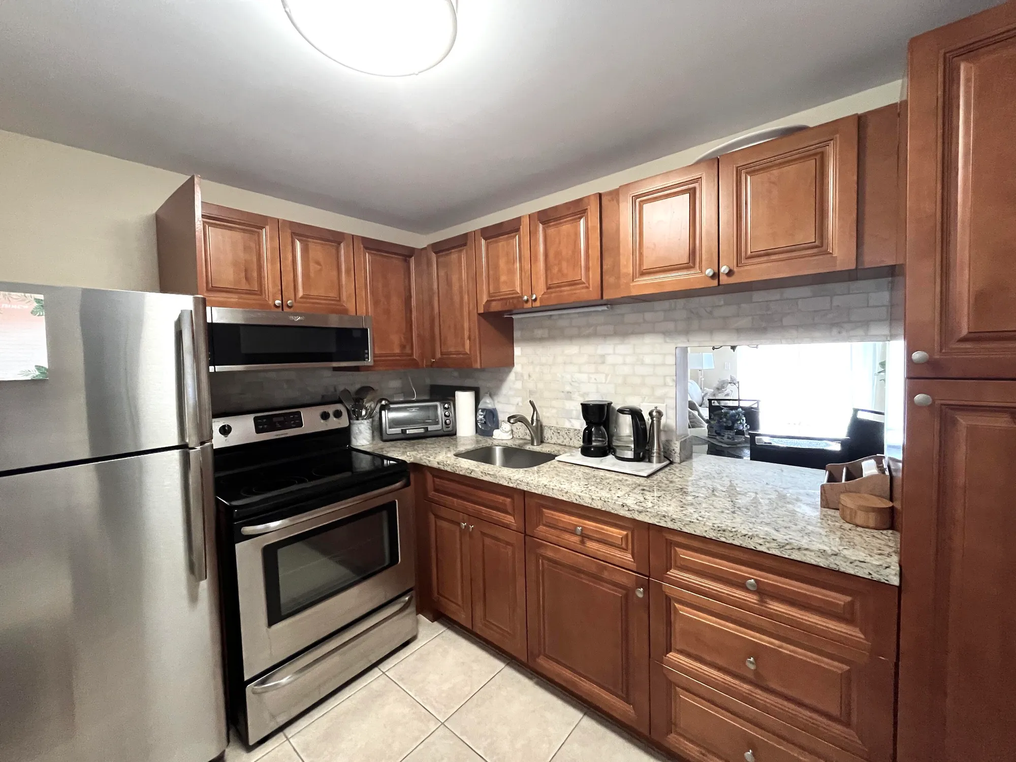 Property Slideshow image 3 of 33 | 330 ne 26th ave apt 406, Boynton Beach, FL, 33435
