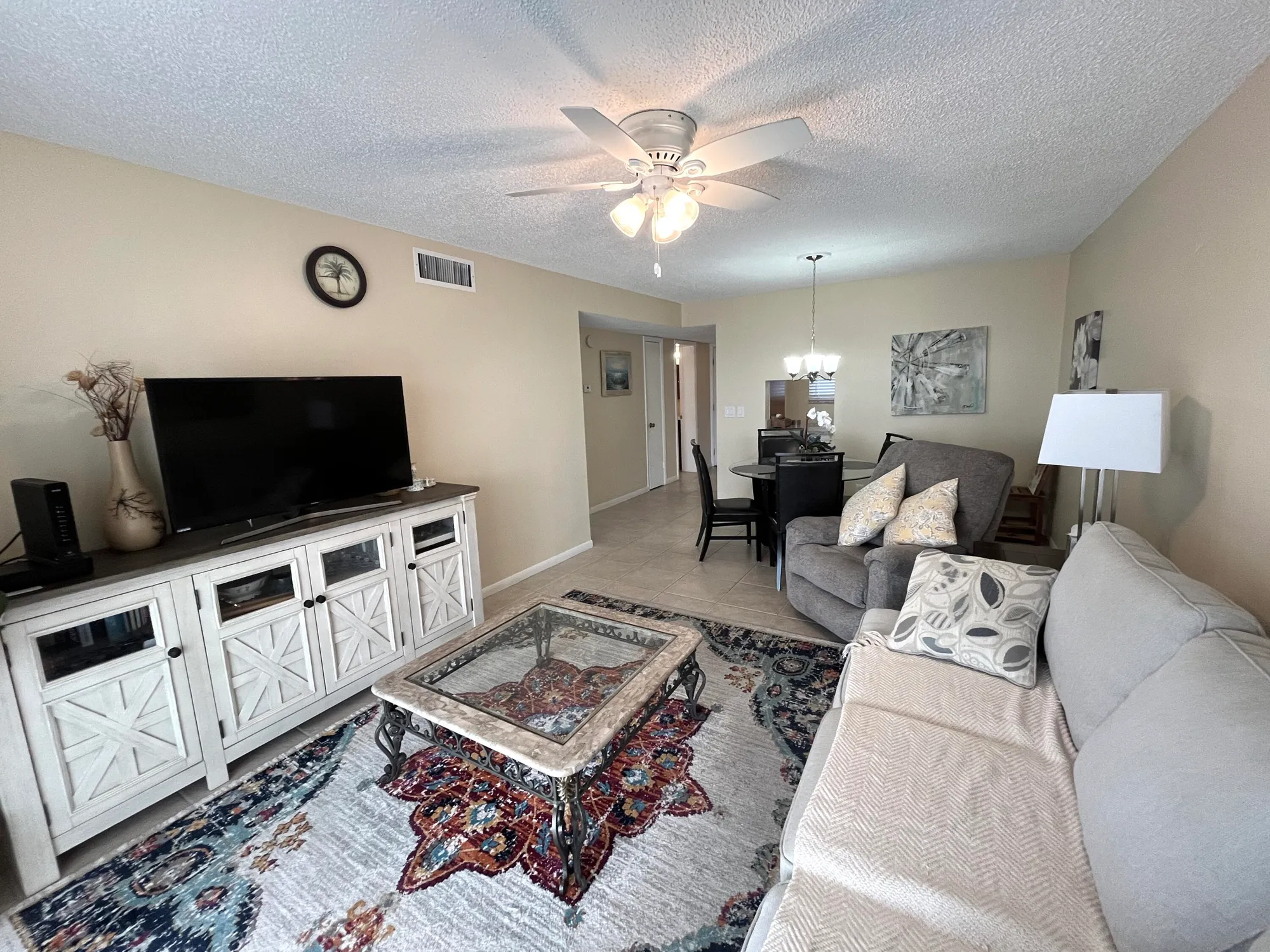 Property Slideshow image 5 of 33 | 330 ne 26th ave apt 406, Boynton Beach, FL, 33435