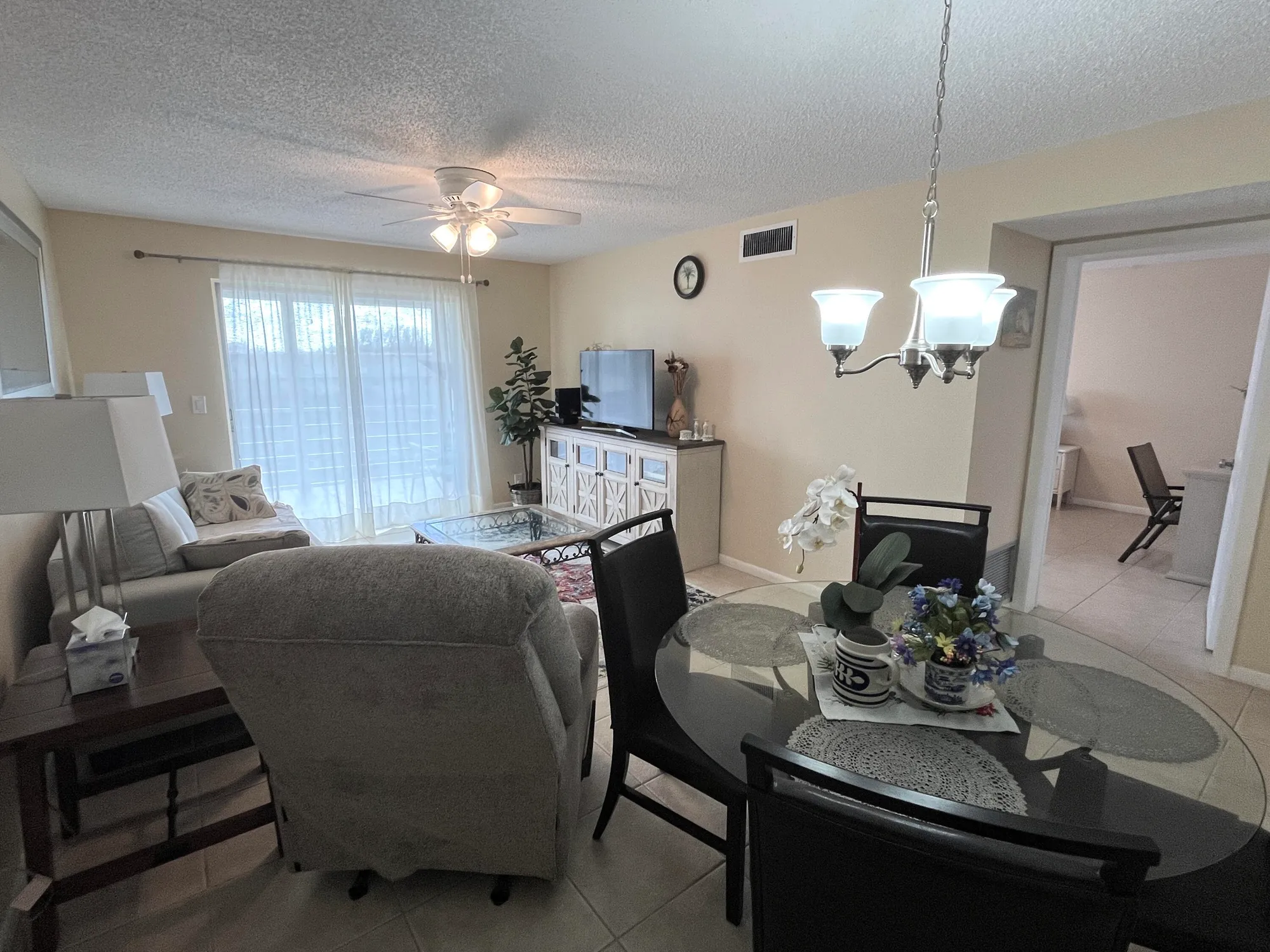 Property Slideshow image 7 of 33 | 330 ne 26th ave apt 406, Boynton Beach, FL, 33435